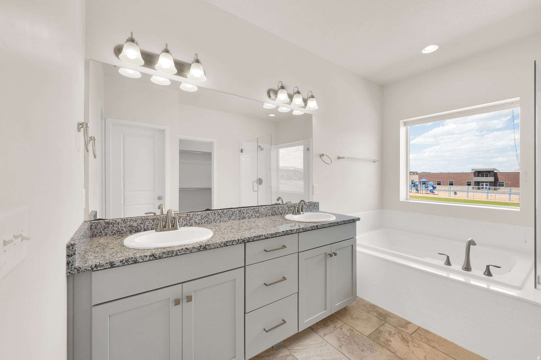 HOLBROOK FARMS - Residential