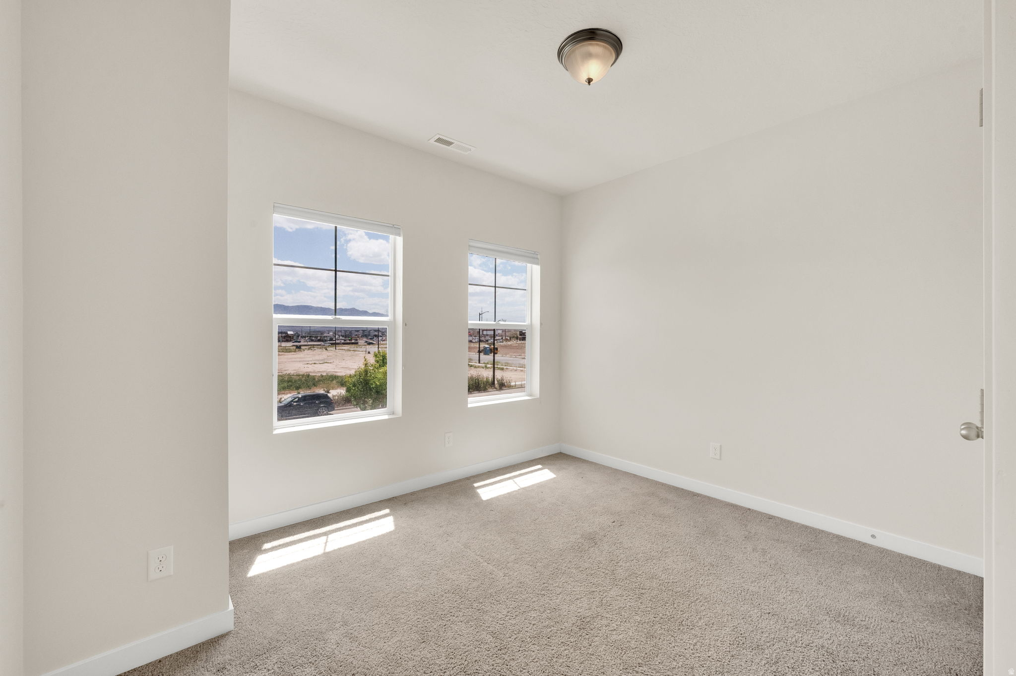 HOLBROOK FARMS - Residential