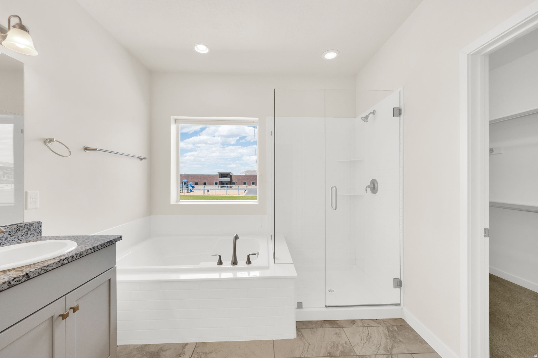 HOLBROOK FARMS - Residential