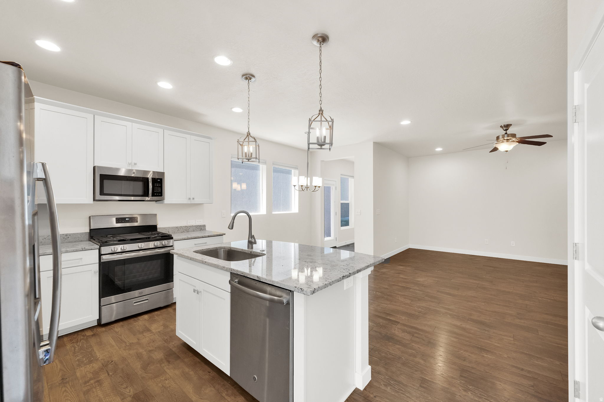 HOLBROOK FARMS - Residential