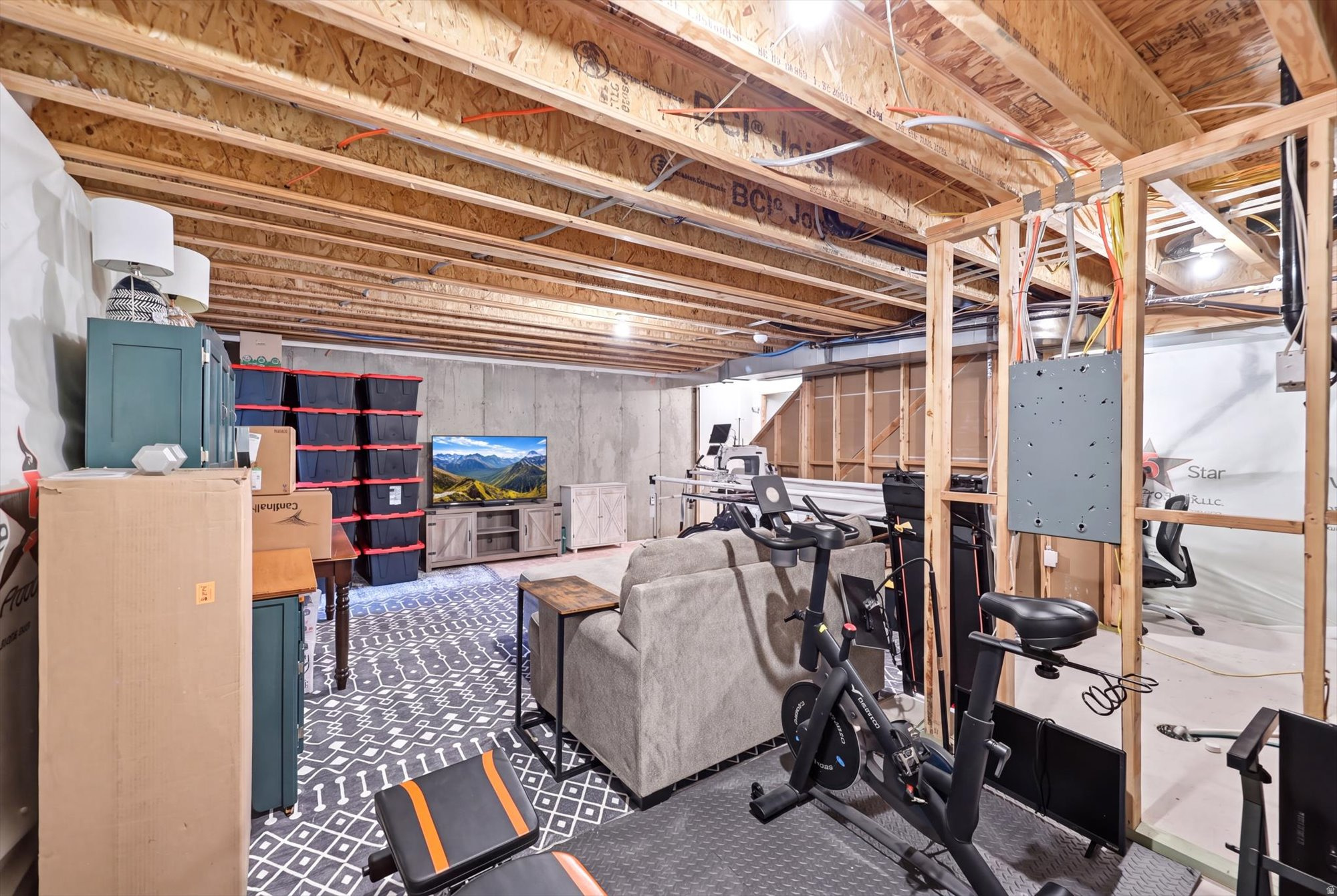 RIDGE - Residential