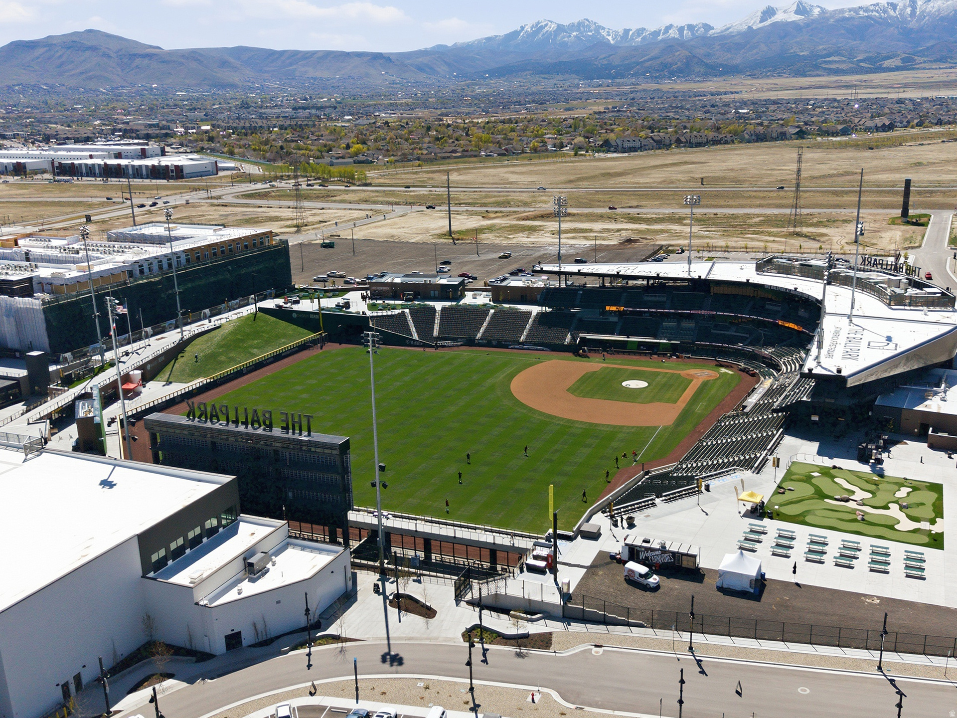 KENNECOTT - Residential