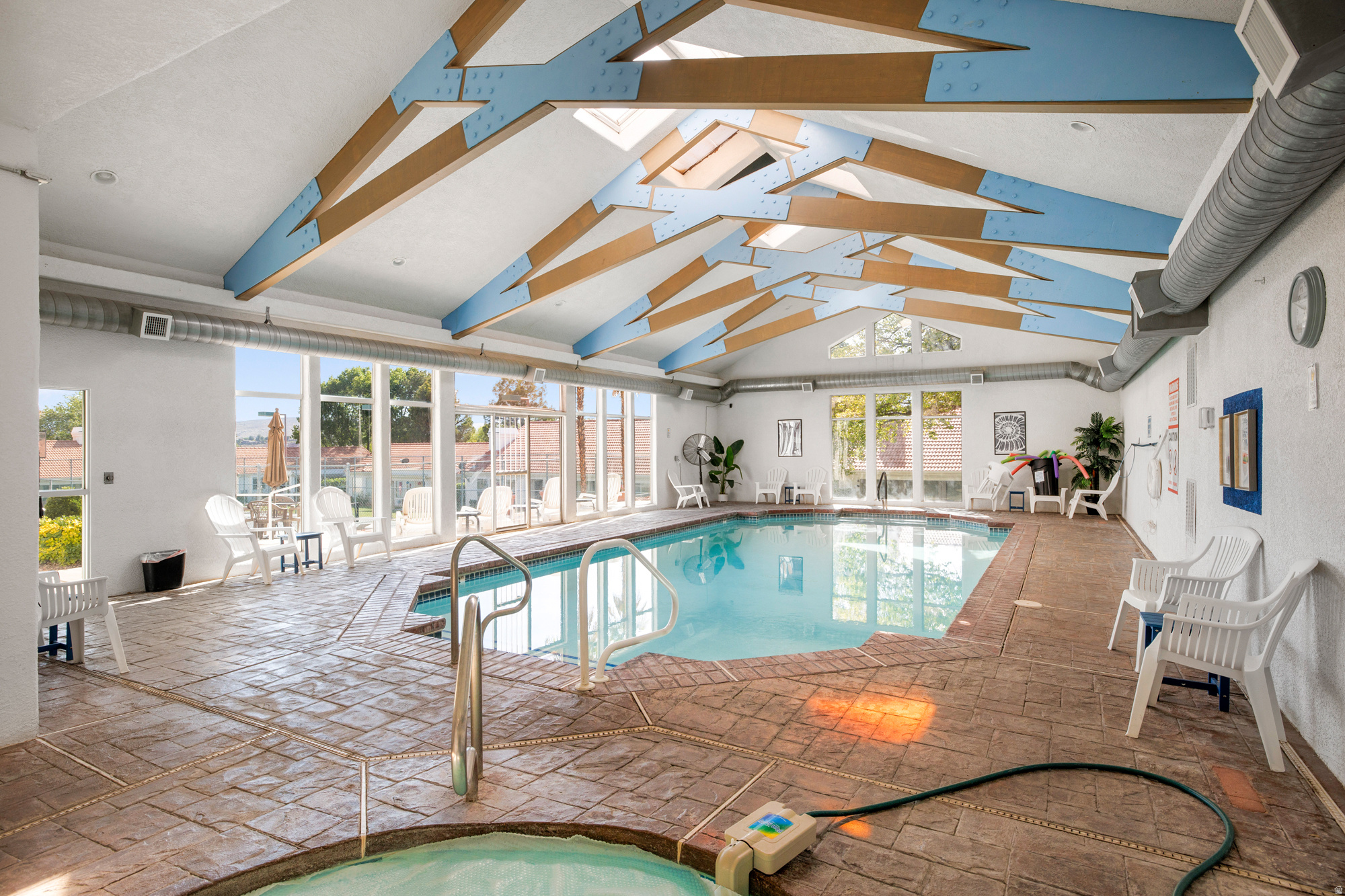 VISTA DEL SOL TH - Residential
