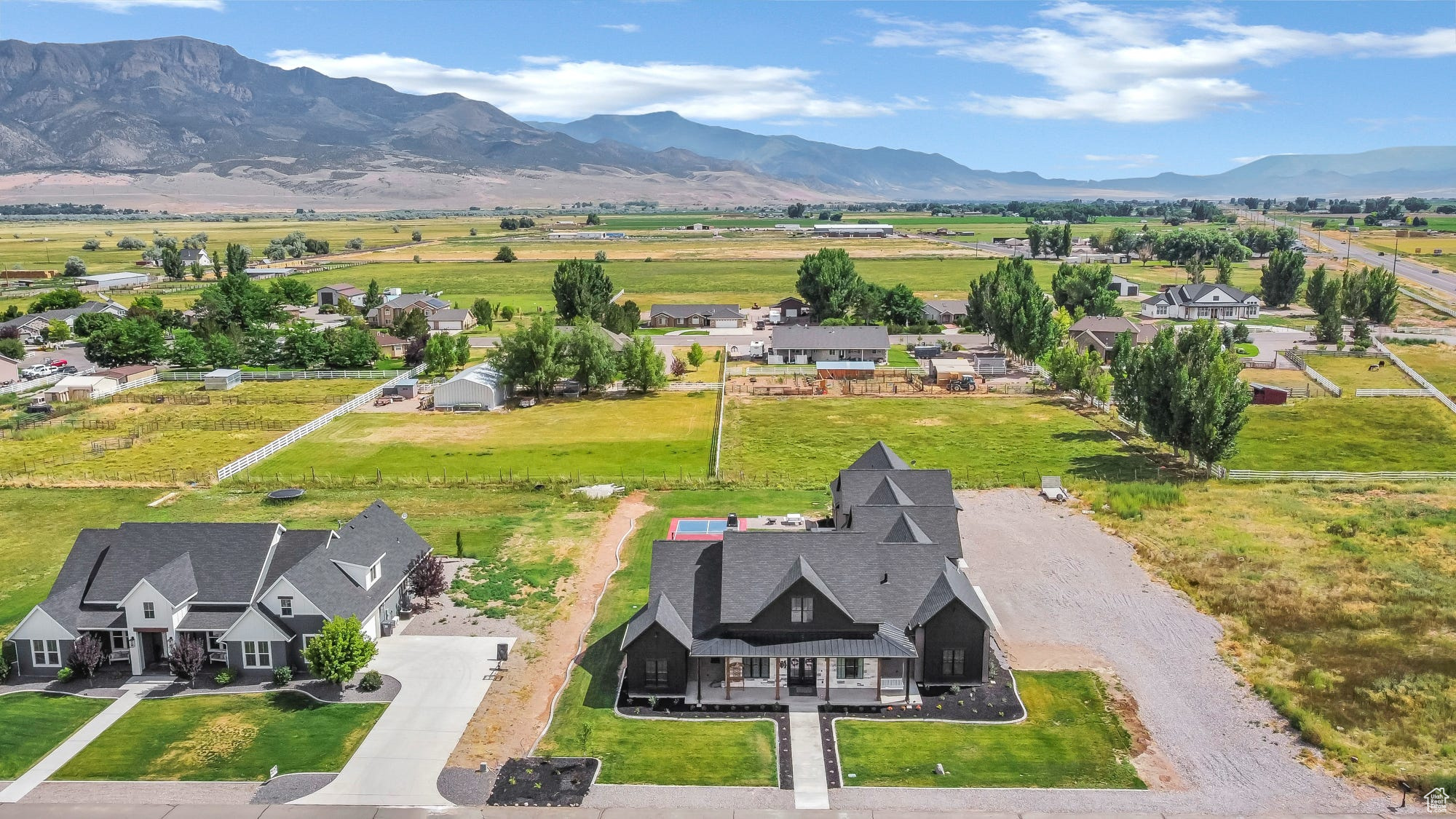 NORTH MEADOW - Residential