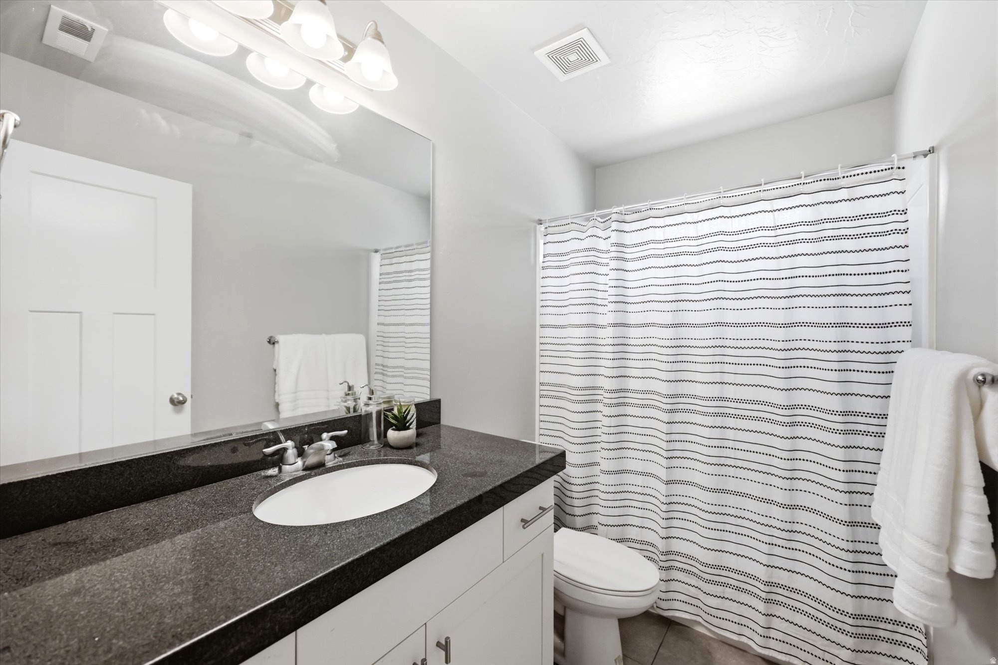 SILVERLAKE - Residential