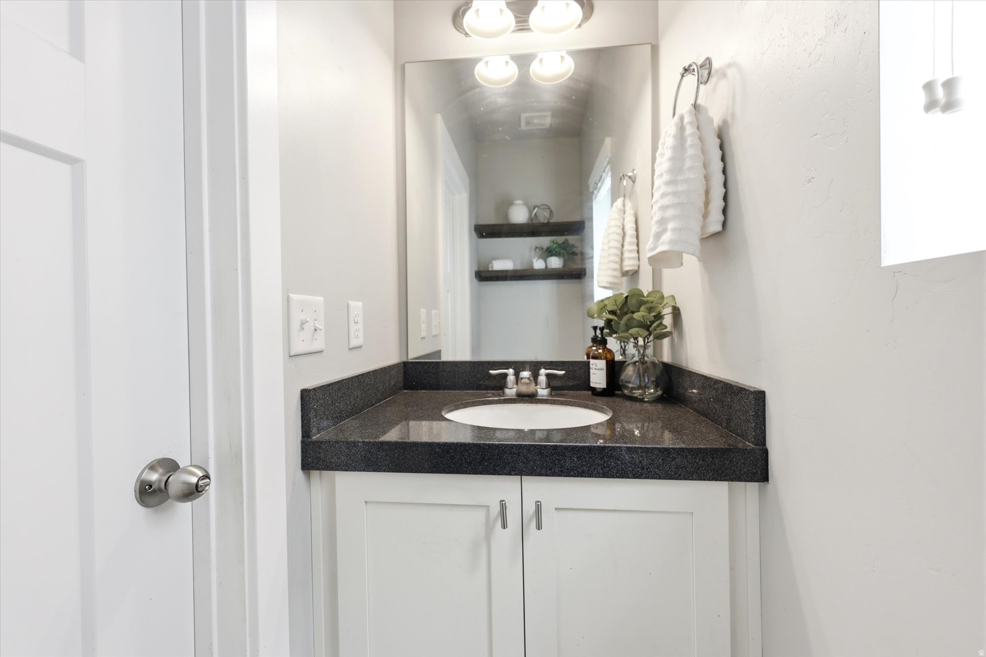 SILVERLAKE - Residential