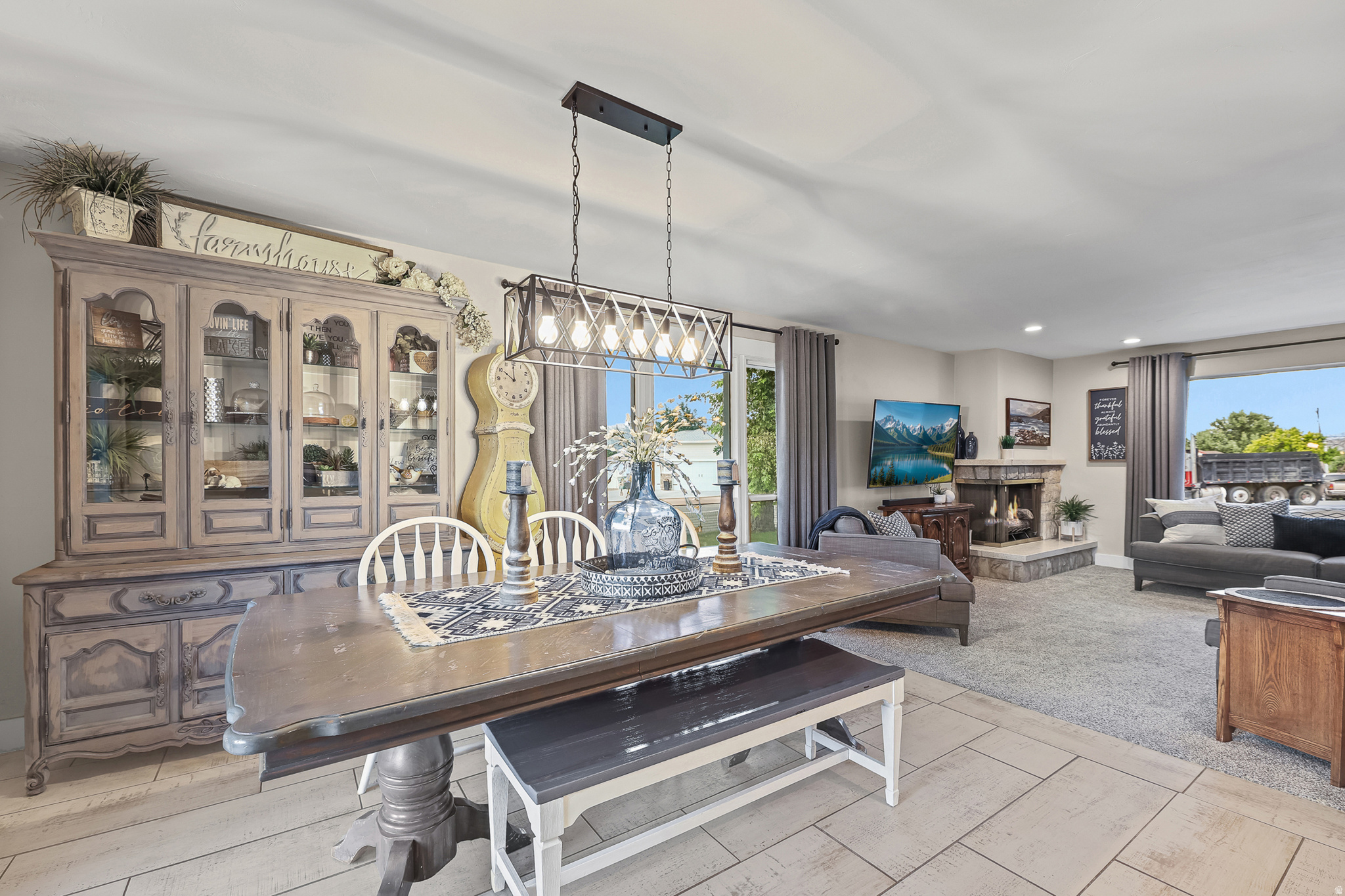 TRESTLE COURT - Residential