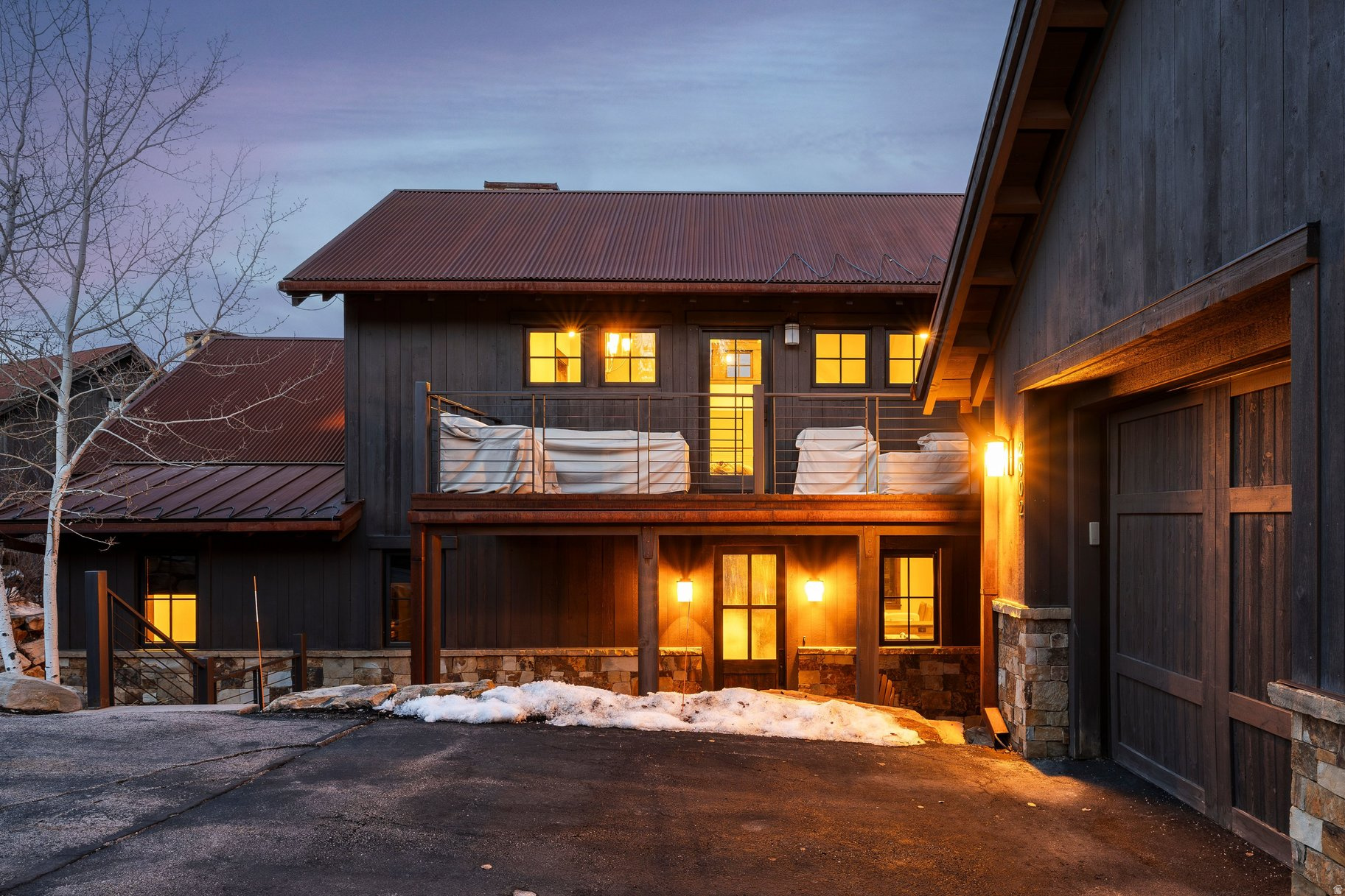 PROMONTORY - Residential
