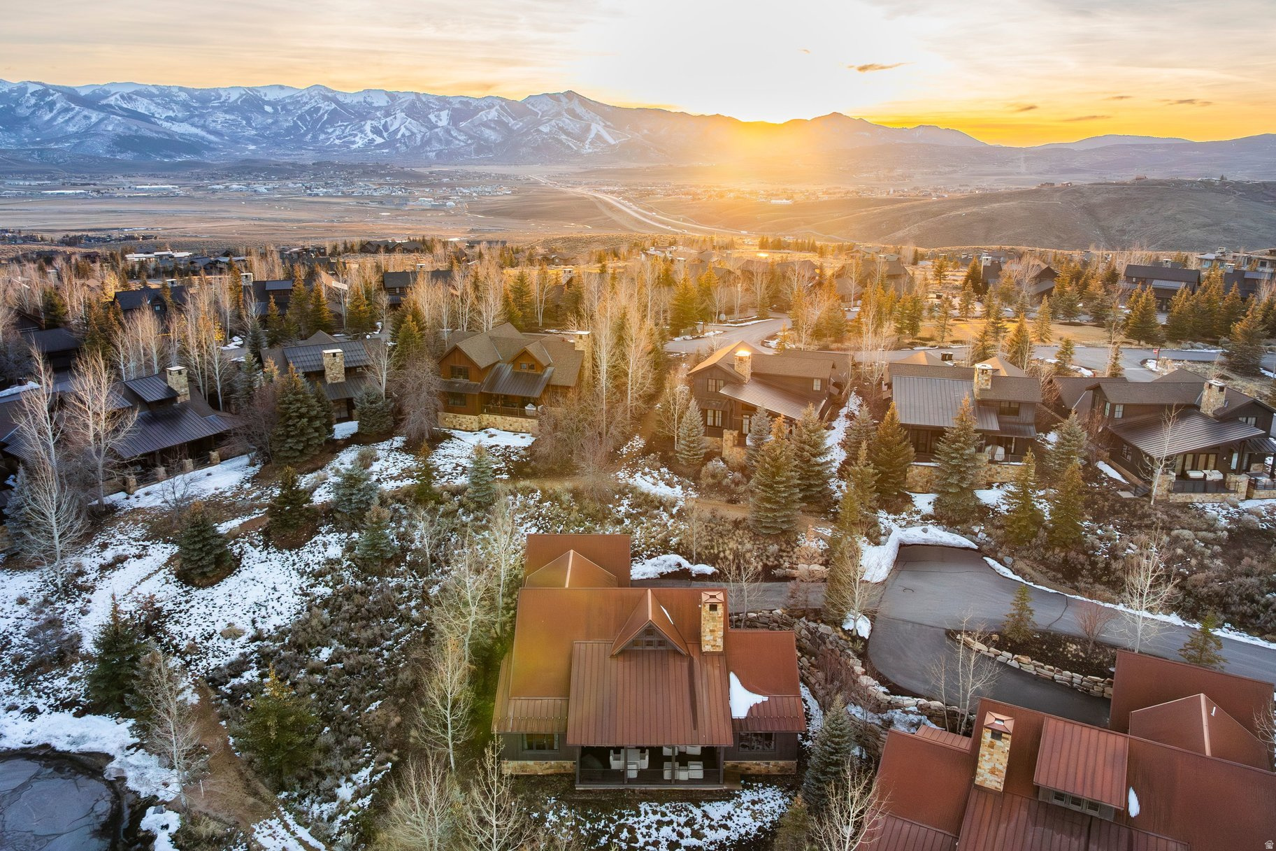 PROMONTORY - Residential
