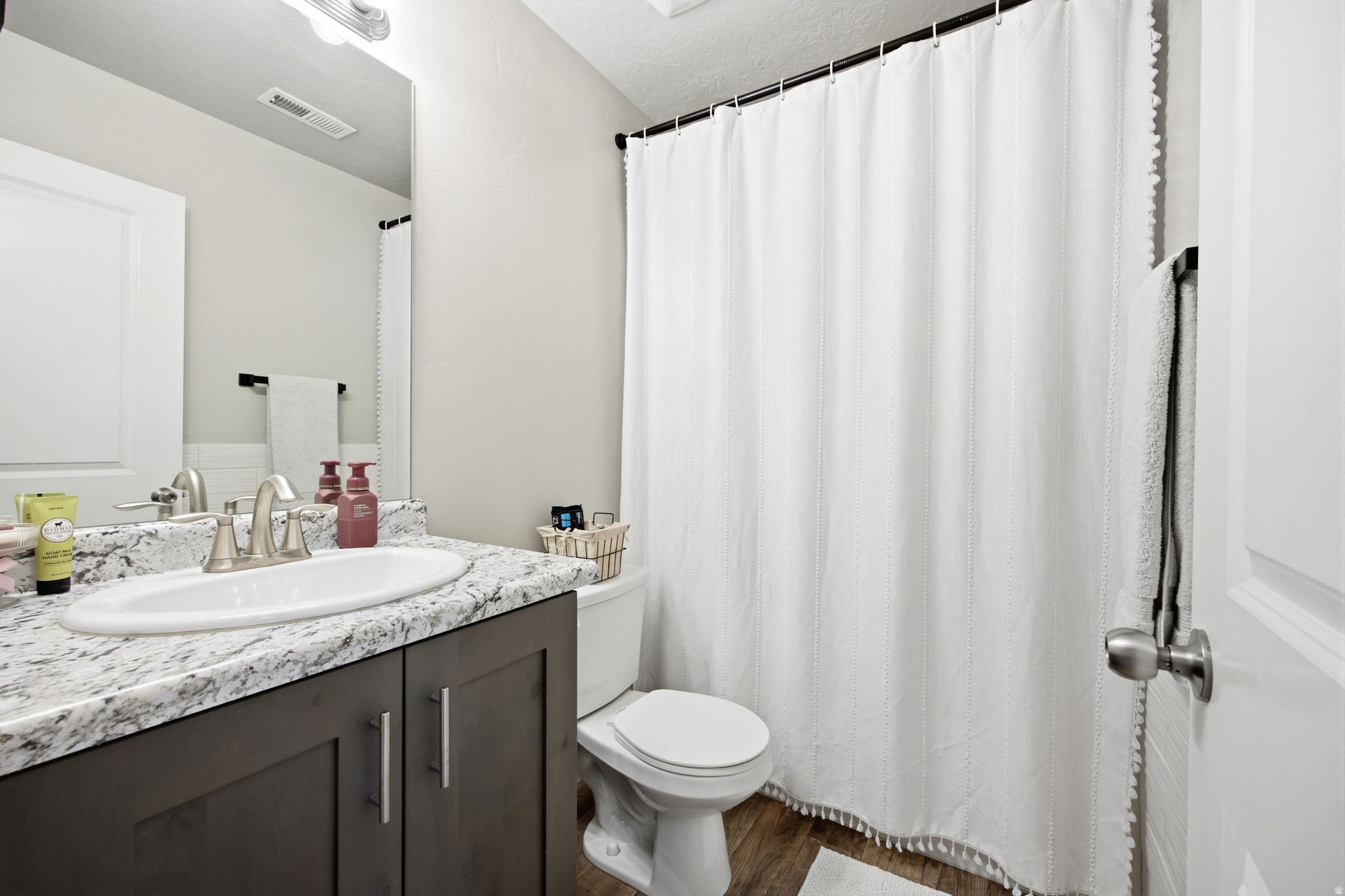 YOSEMITE PARK LOFTS - Residential