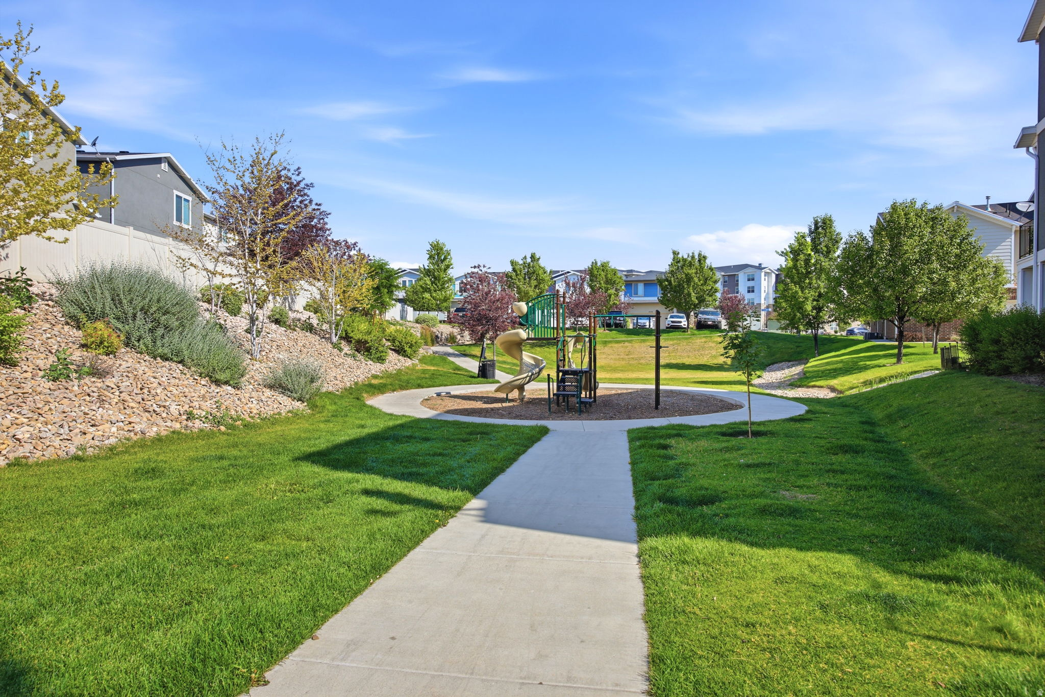 YOSEMITE PARK LOFTS - Residential