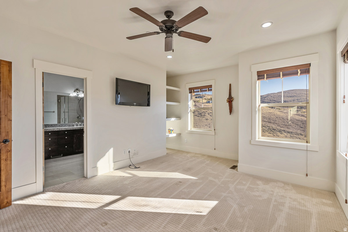 PARKS EDGE - Residential
