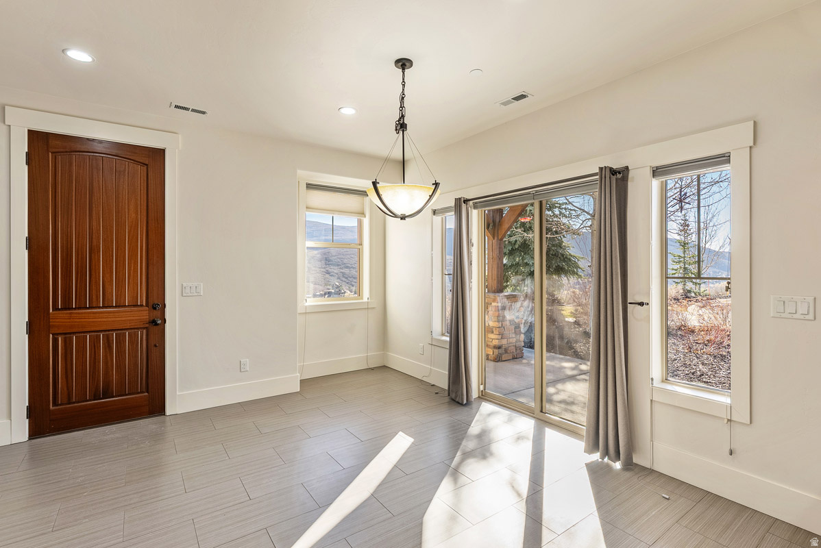 PARKS EDGE - Residential