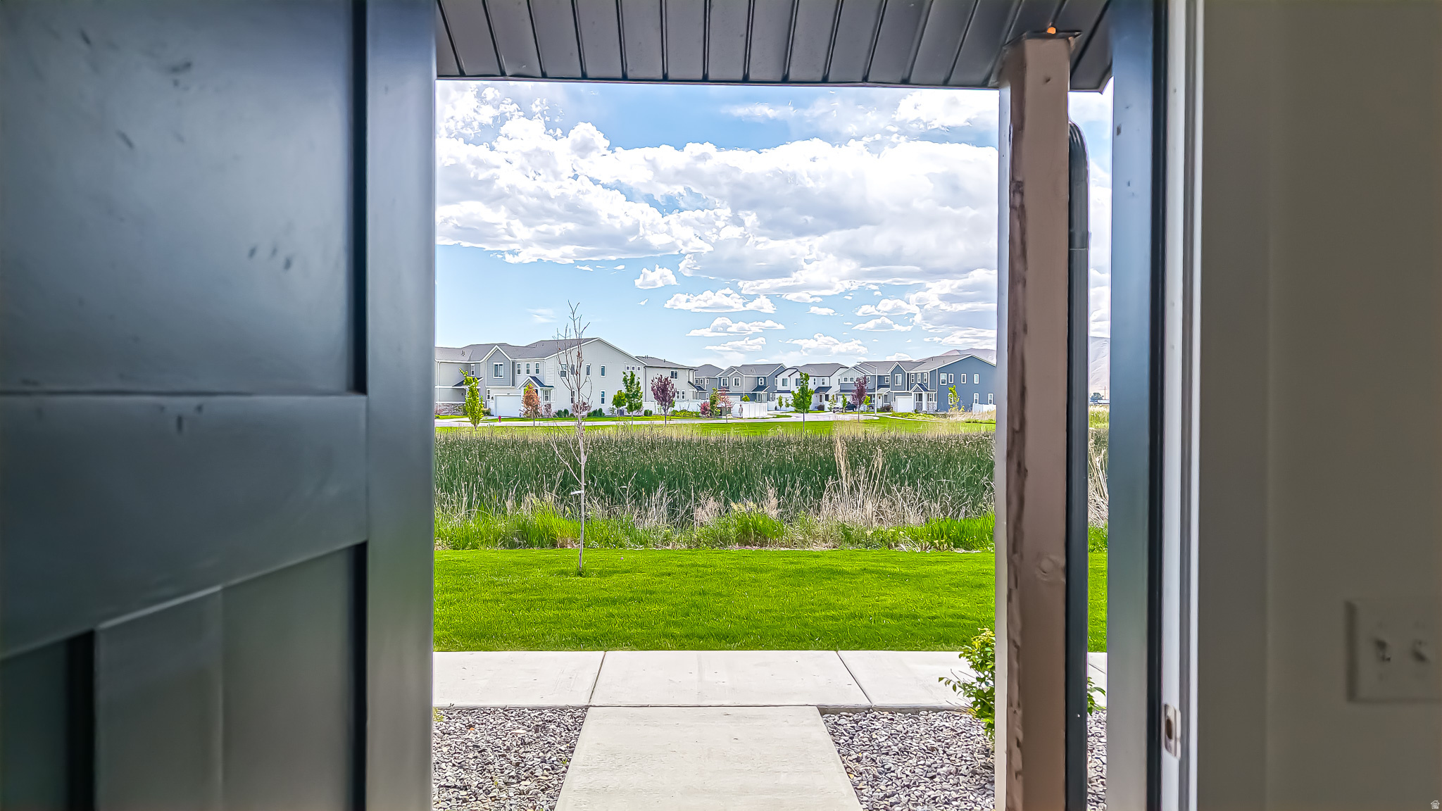 ARROWHEAD PARK - Residential