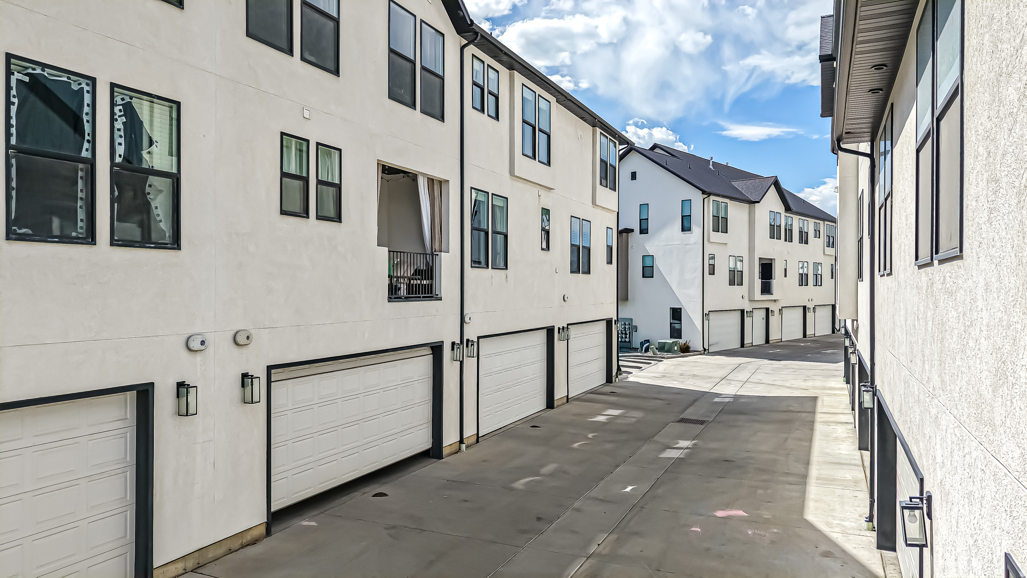 ARROWHEAD PARK - Residential