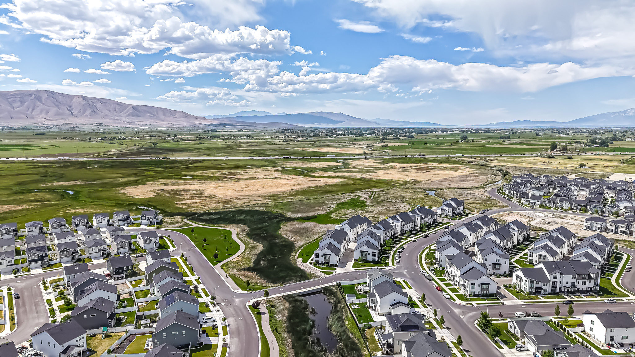 ARROWHEAD PARK - Residential