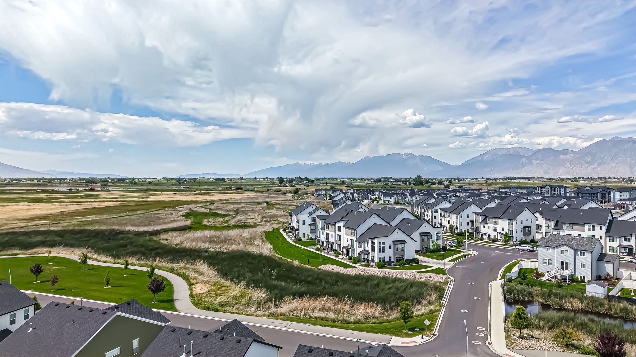 ARROWHEAD PARK - Residential