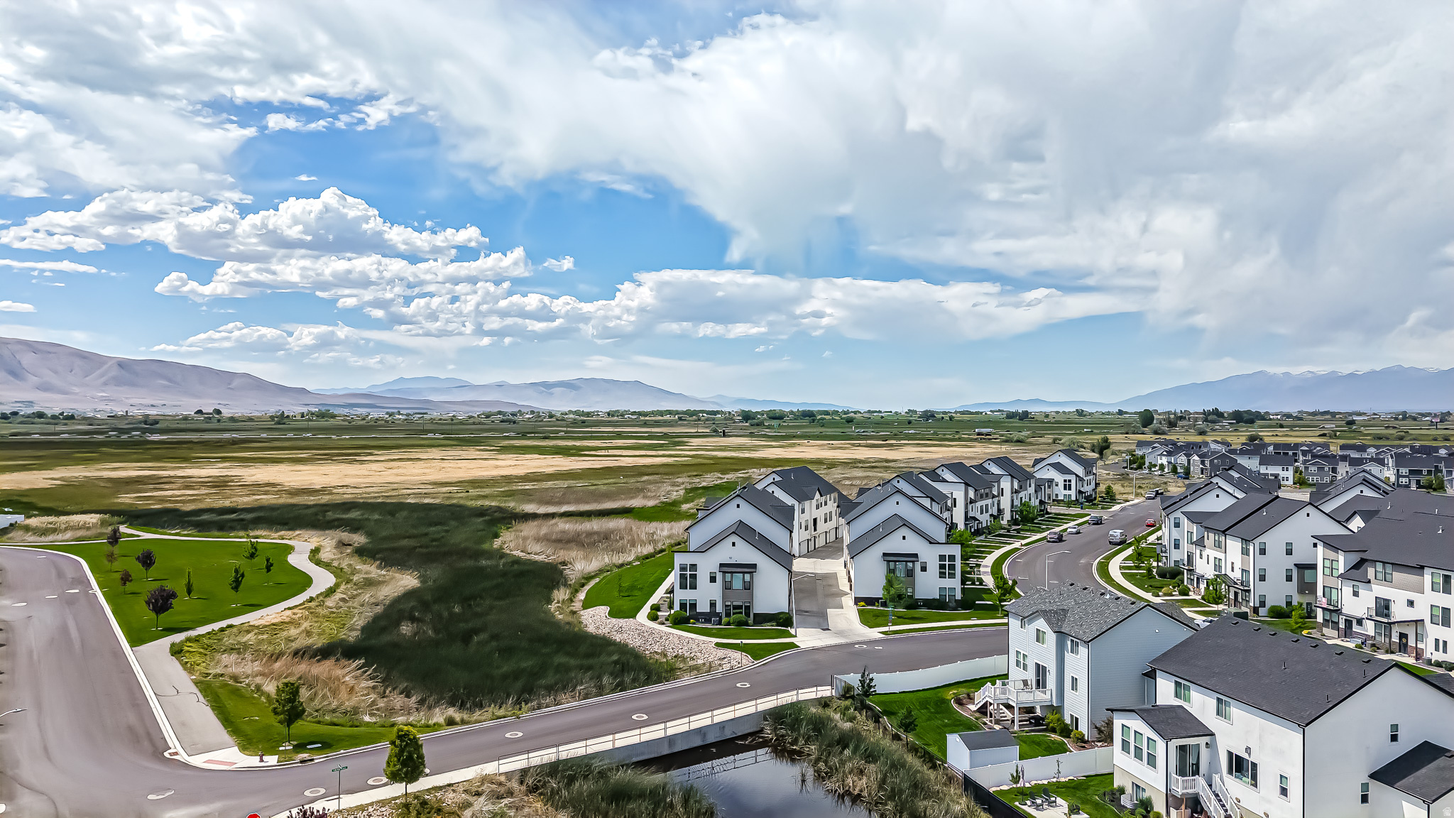 ARROWHEAD PARK - Residential