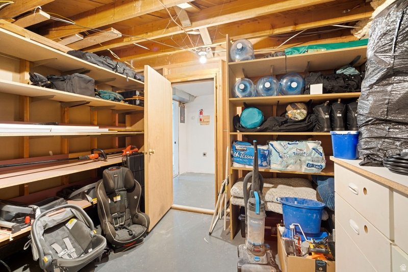 ARTISTIC SUB - Residential