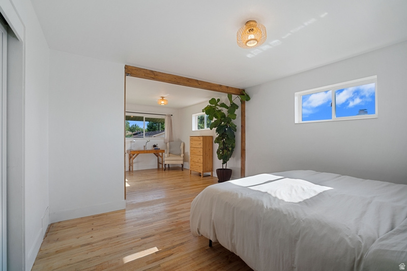 ARTISTIC SUB - Residential