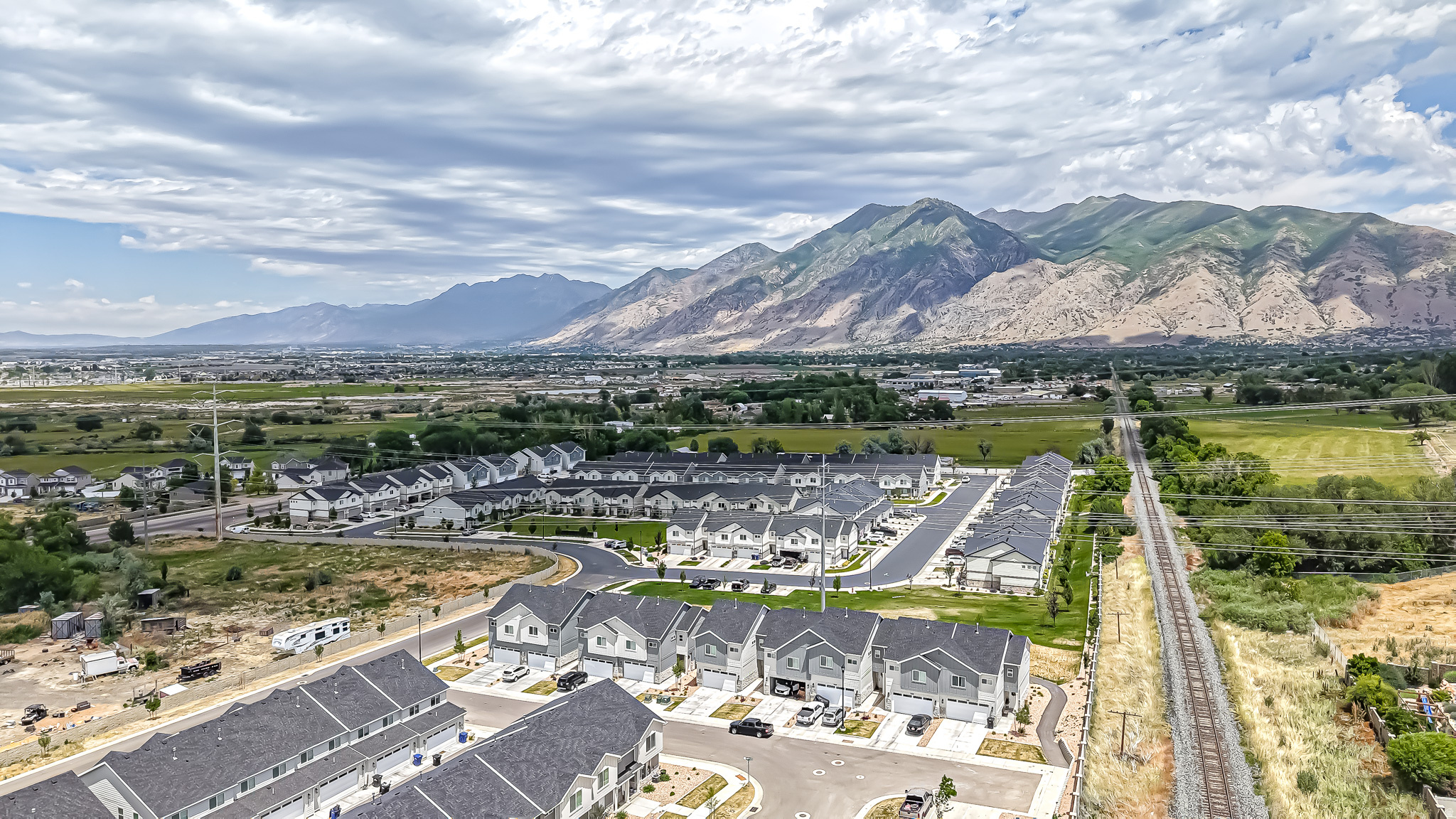 RIDGE - Residential