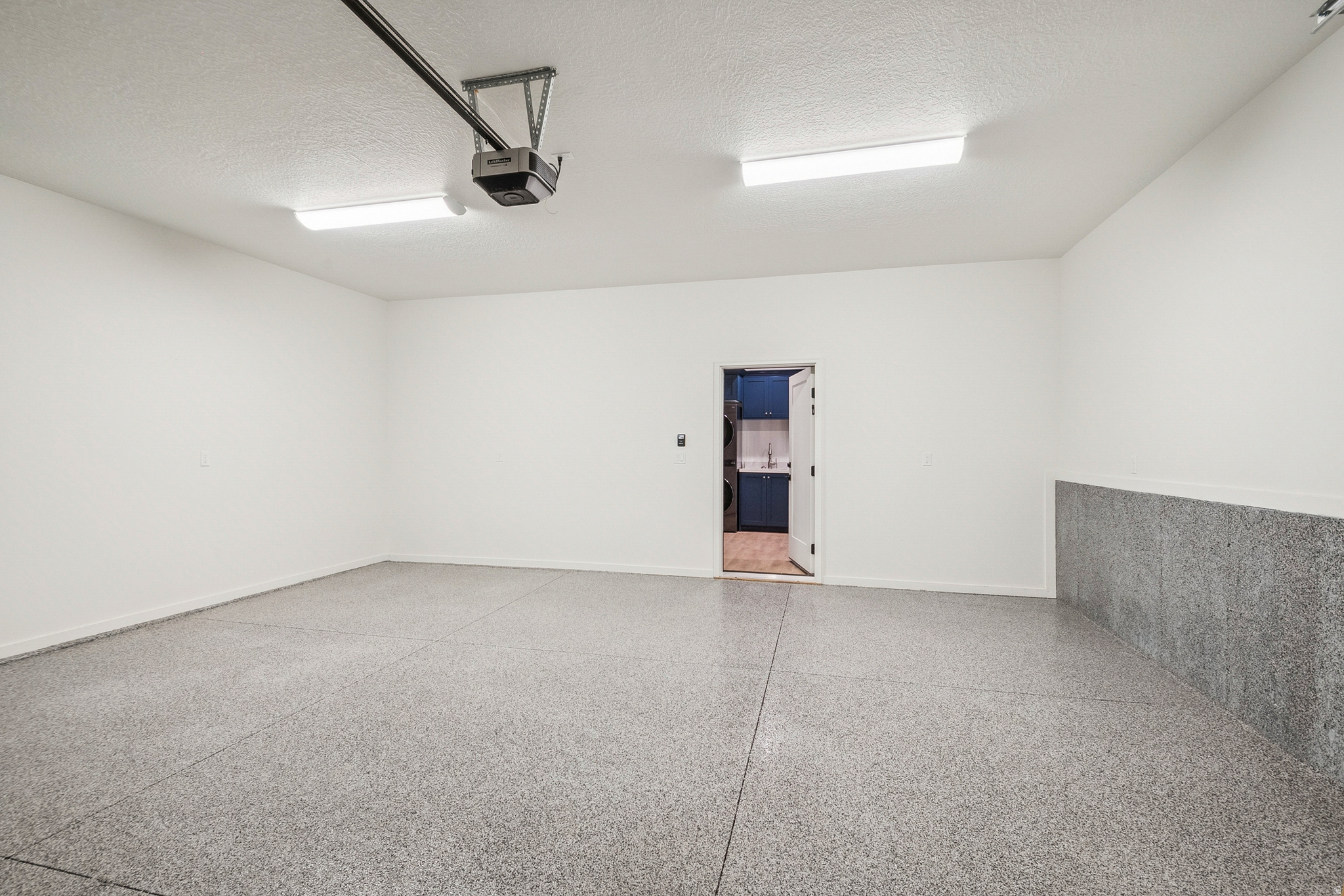 TRAPPERS RIDGE - Residential