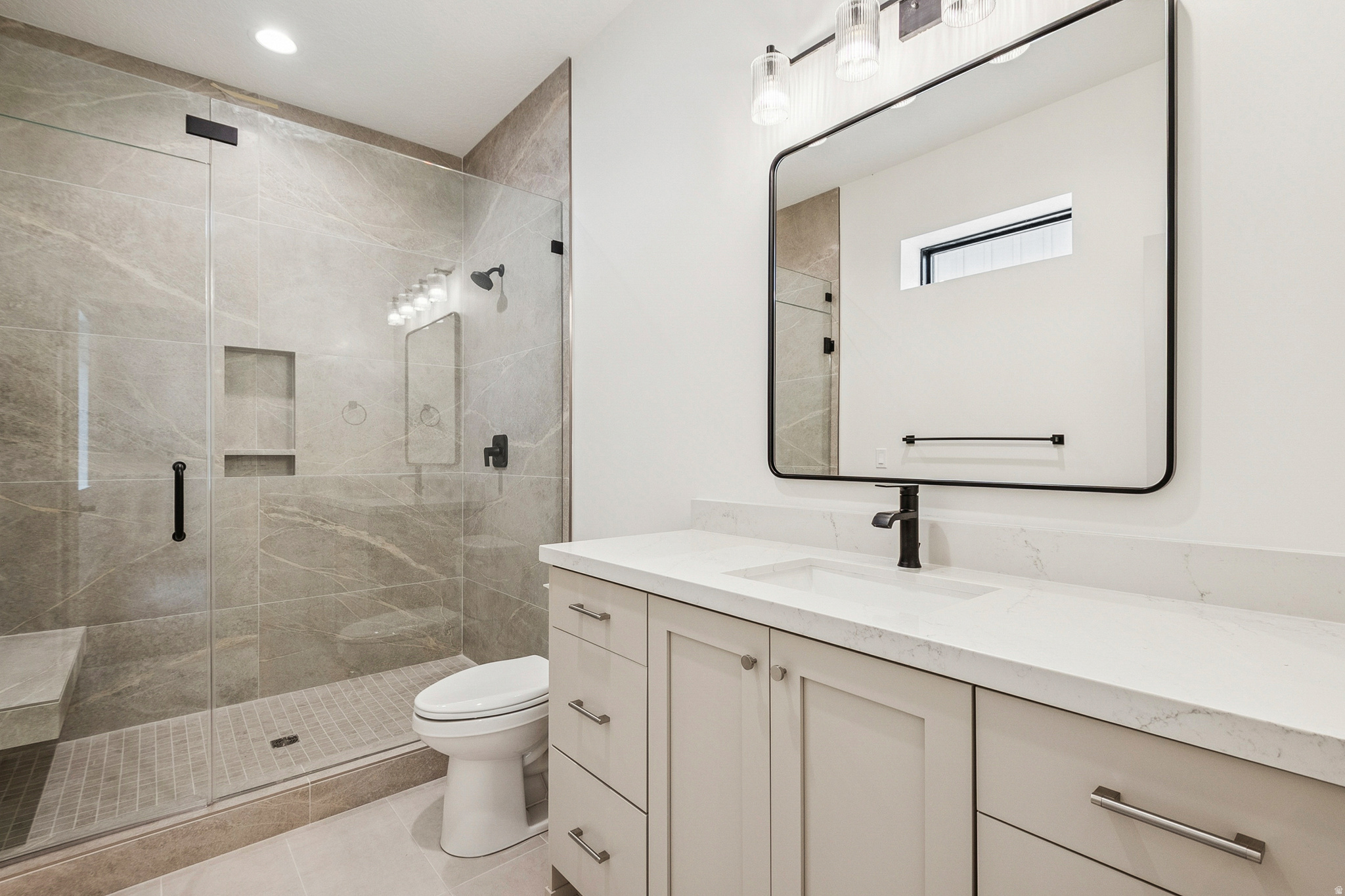 TRAPPERS RIDGE - Residential