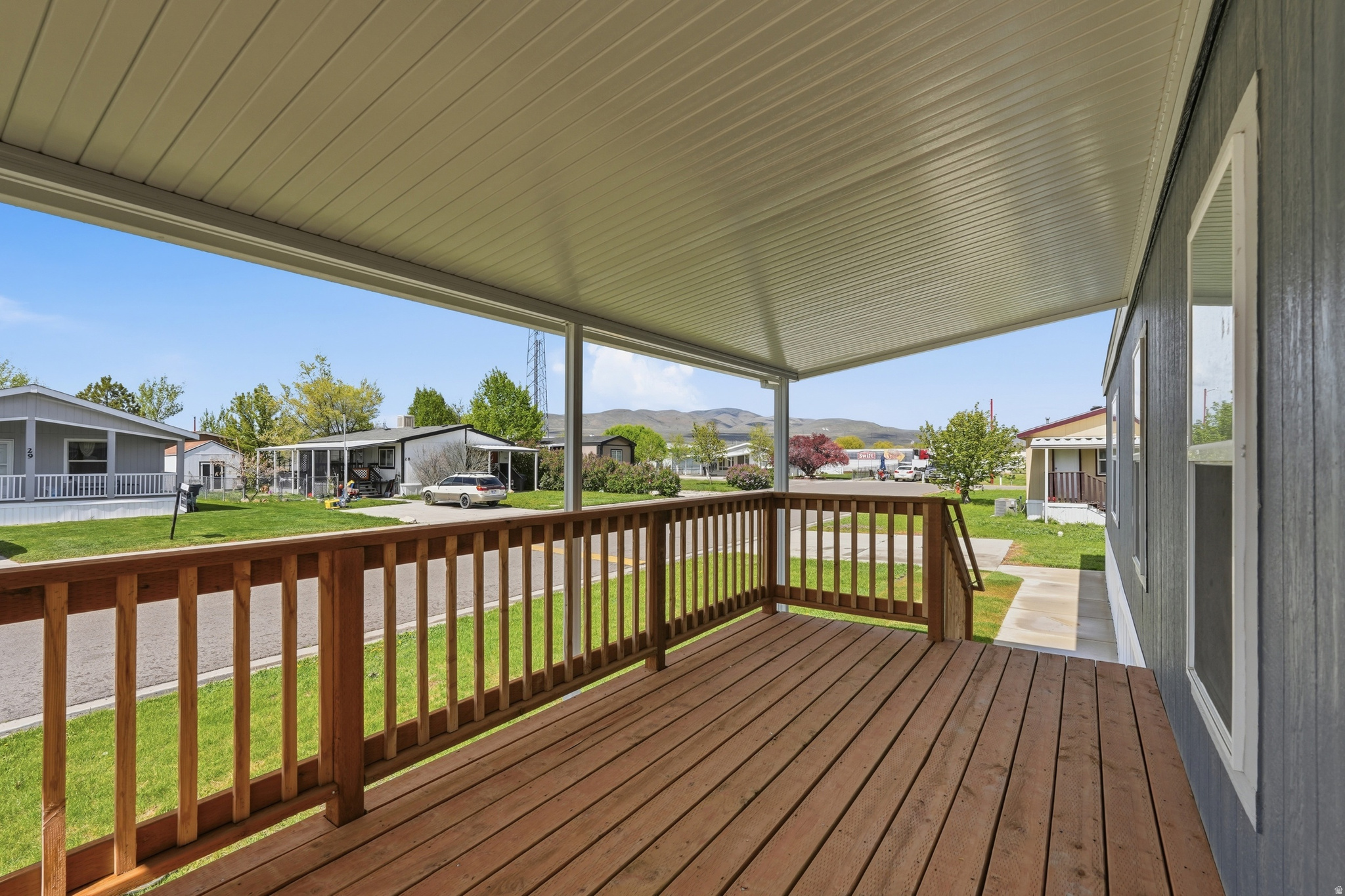 TOWN AND COUNTRY ESTATES - Residential