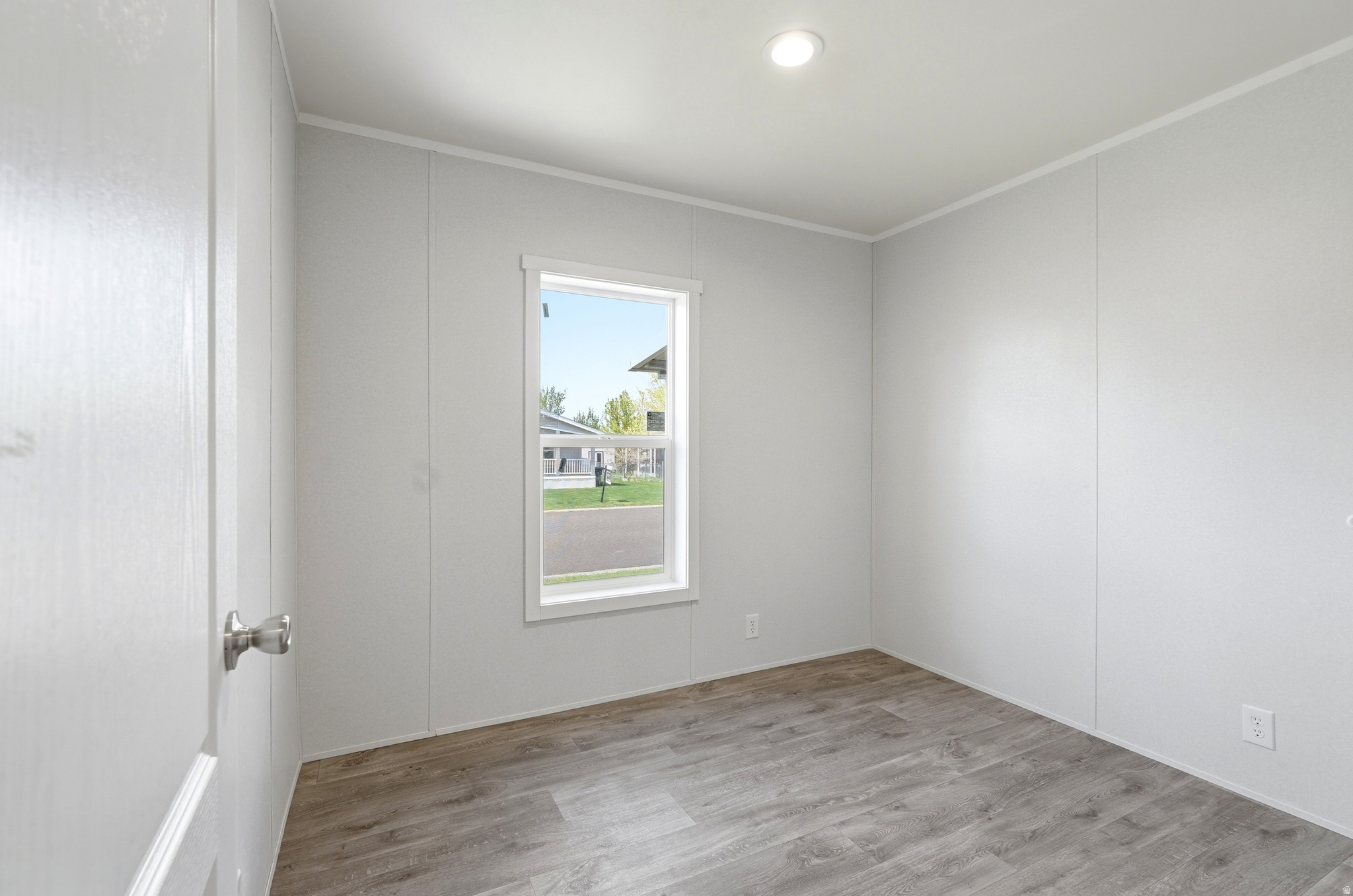 TOWN AND COUNTRY ESTATES - Residential