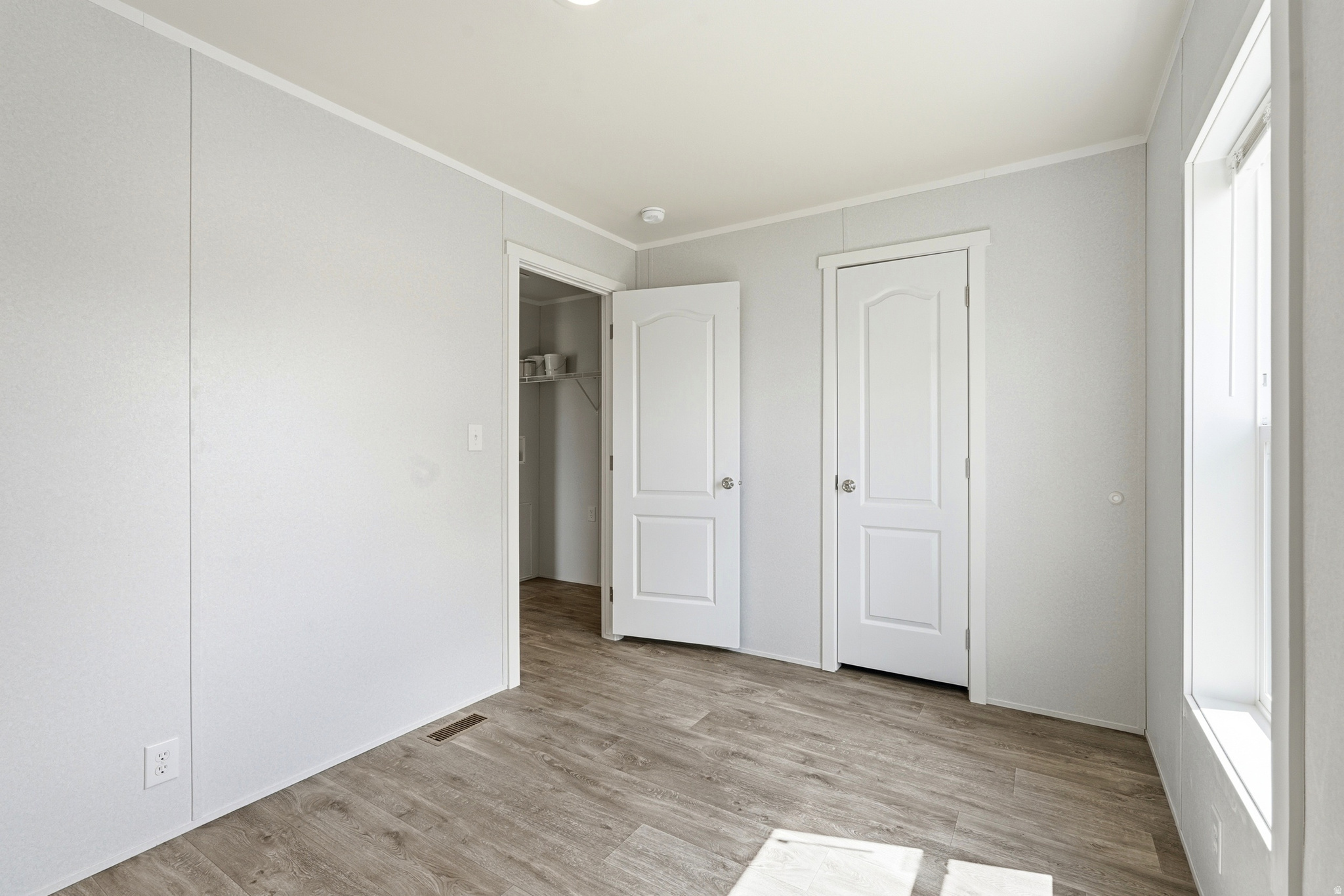 TOWN AND COUNTRY ESTATES - Residential