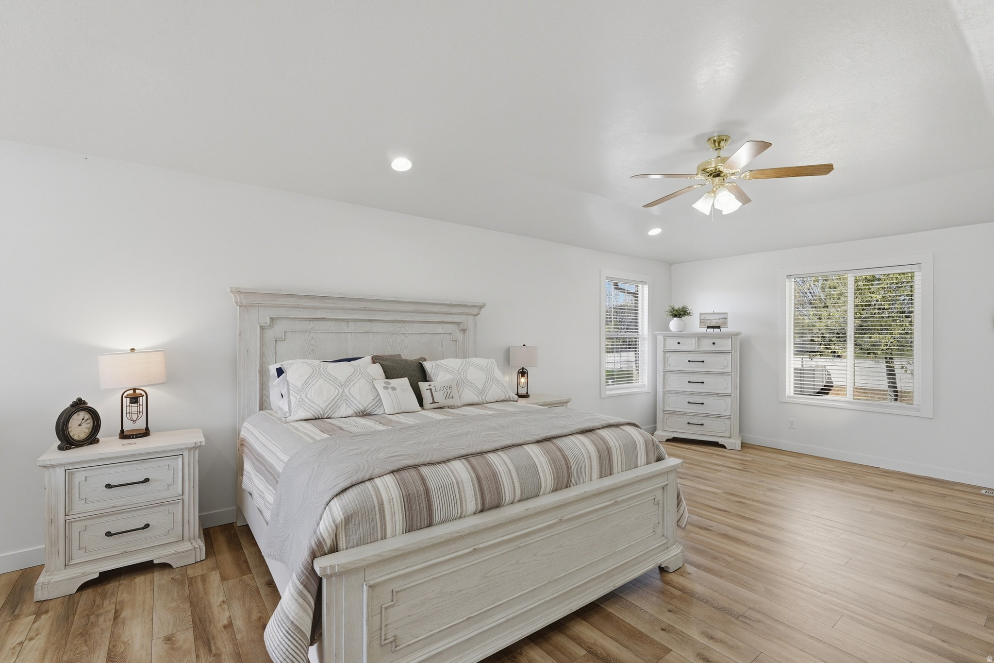 FLINT MEADOWS - Residential