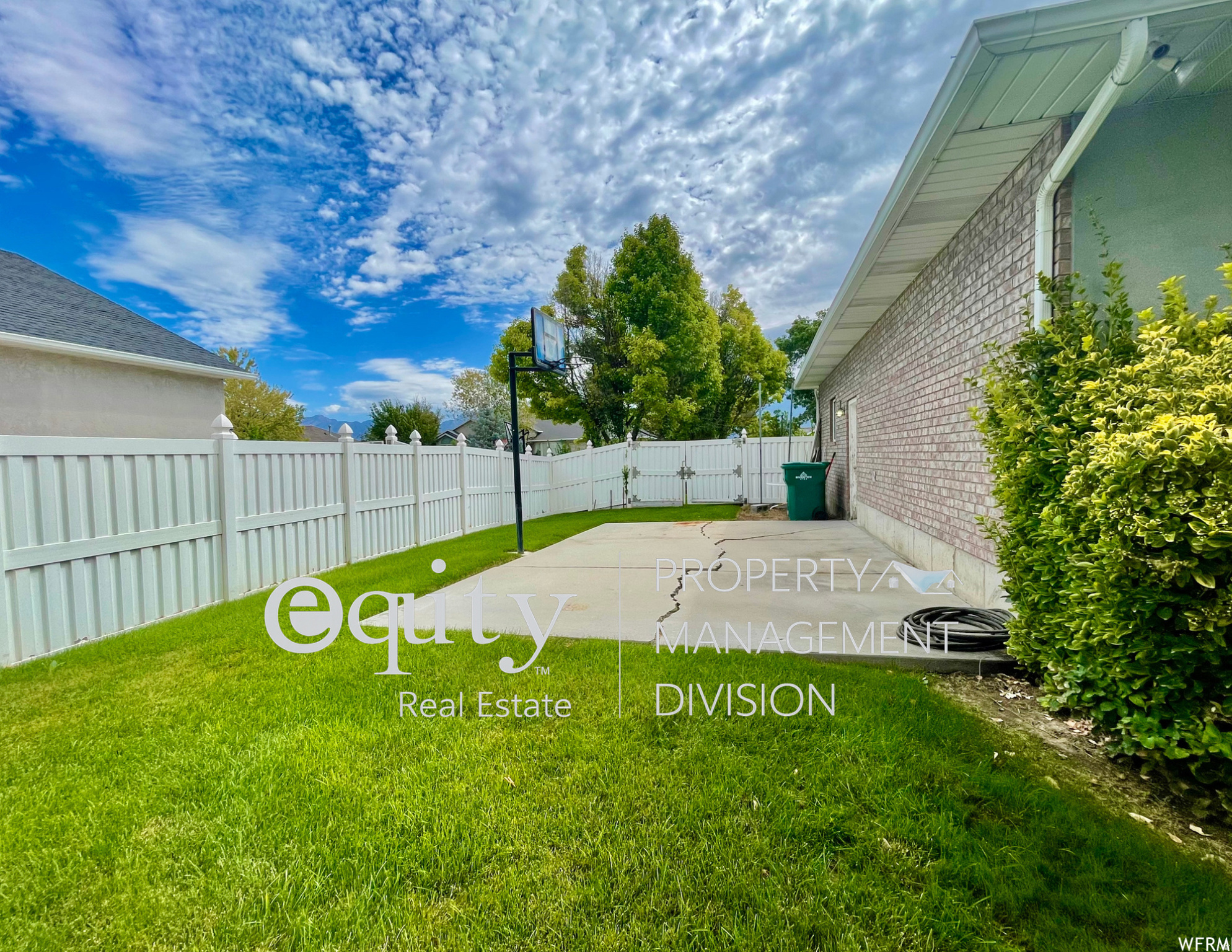 TATE - Residential Lease
