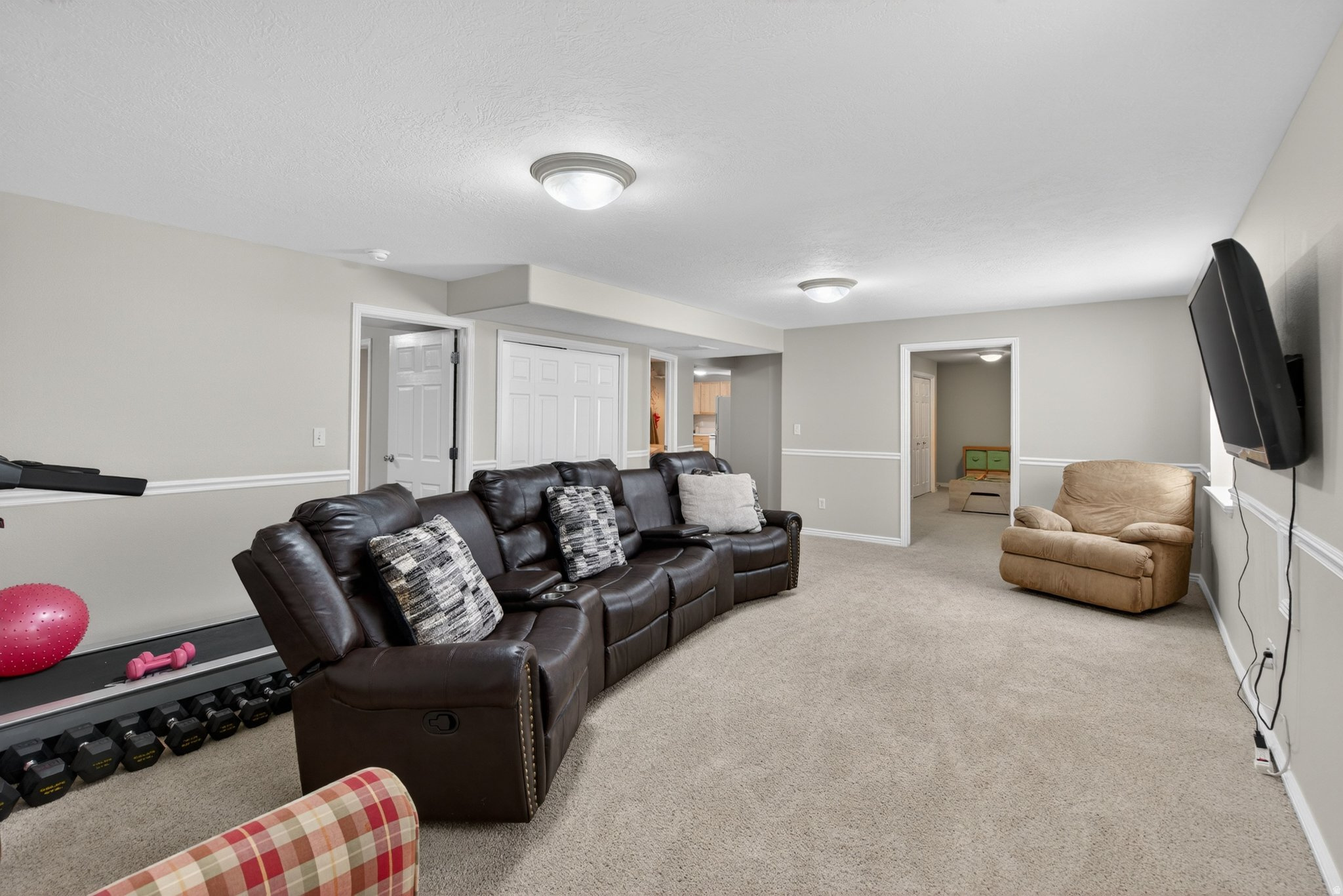 AUTUMN CREST - Residential