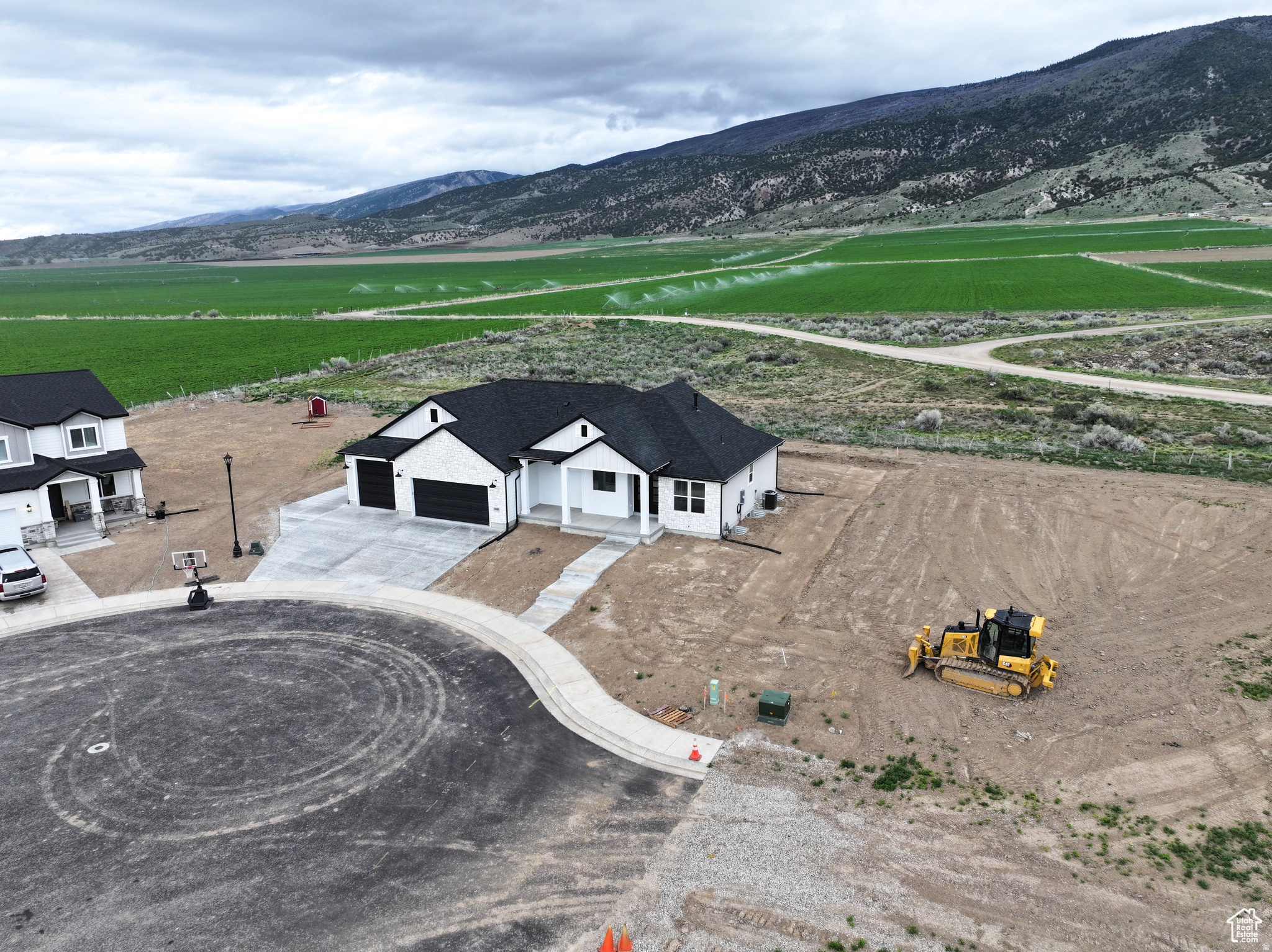 TEMPLE VIEW ESTATES - Residential