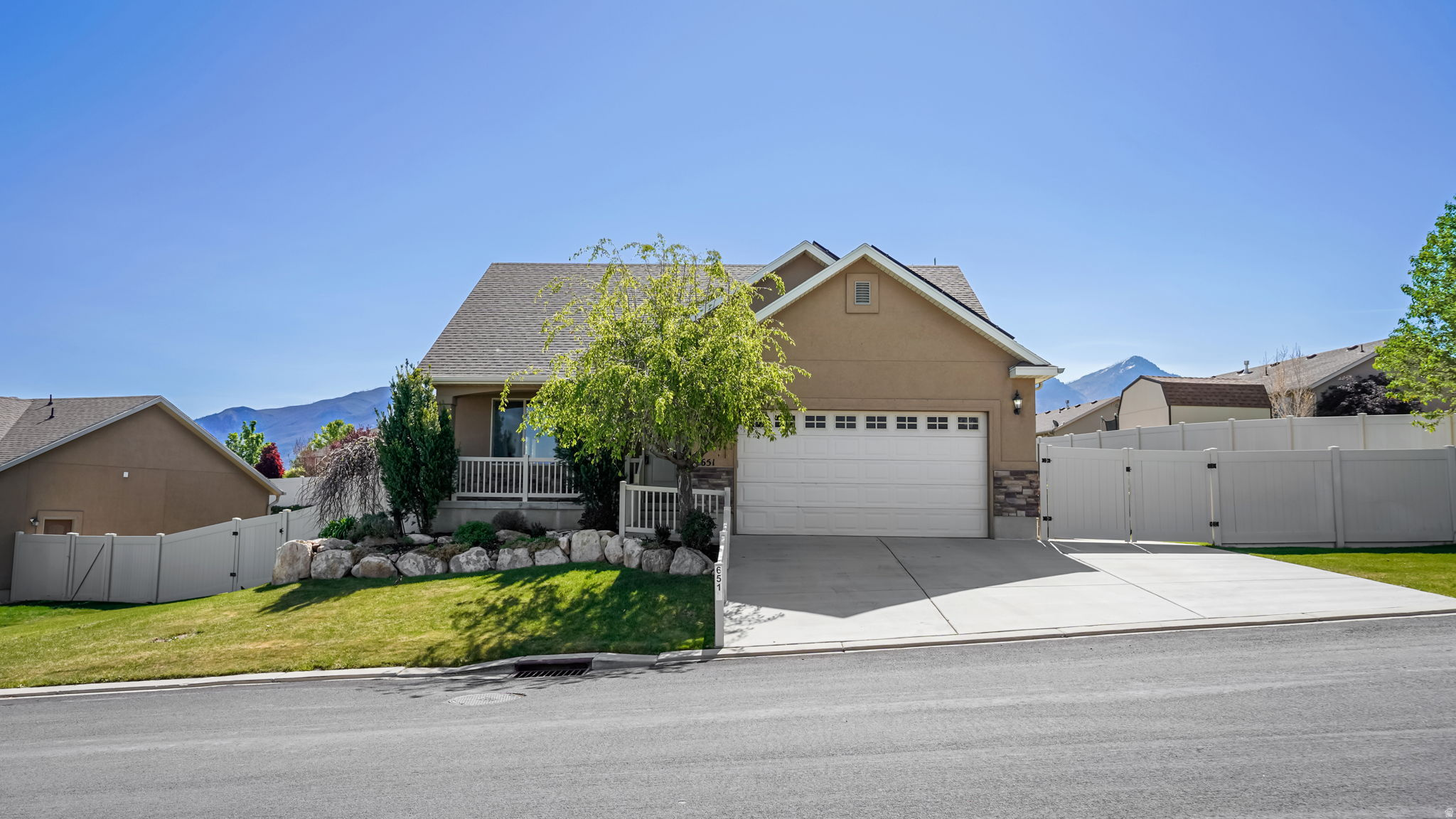 STONE HOLLOW AT SUMMIT RIDGE - Residential
