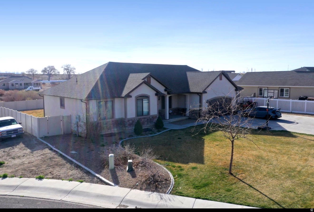 WESTWOOD ESTATES - Residential