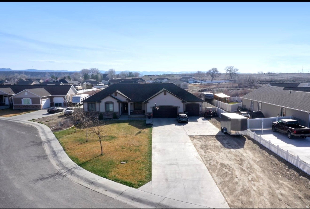 WESTWOOD ESTATES - Residential
