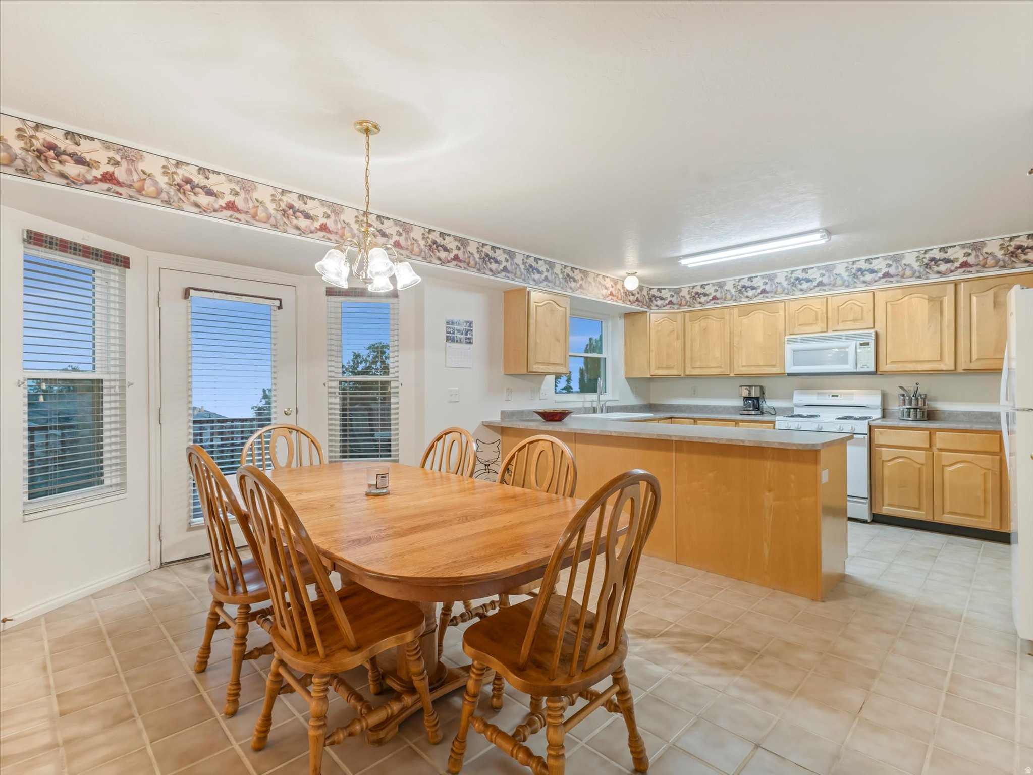 CENTENNIAL HEIGHTS - Residential