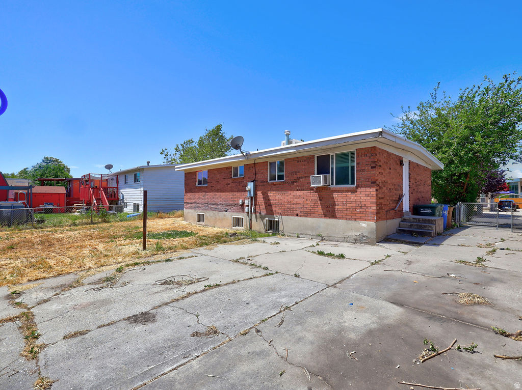 MORTON MEADOWS - Residential
