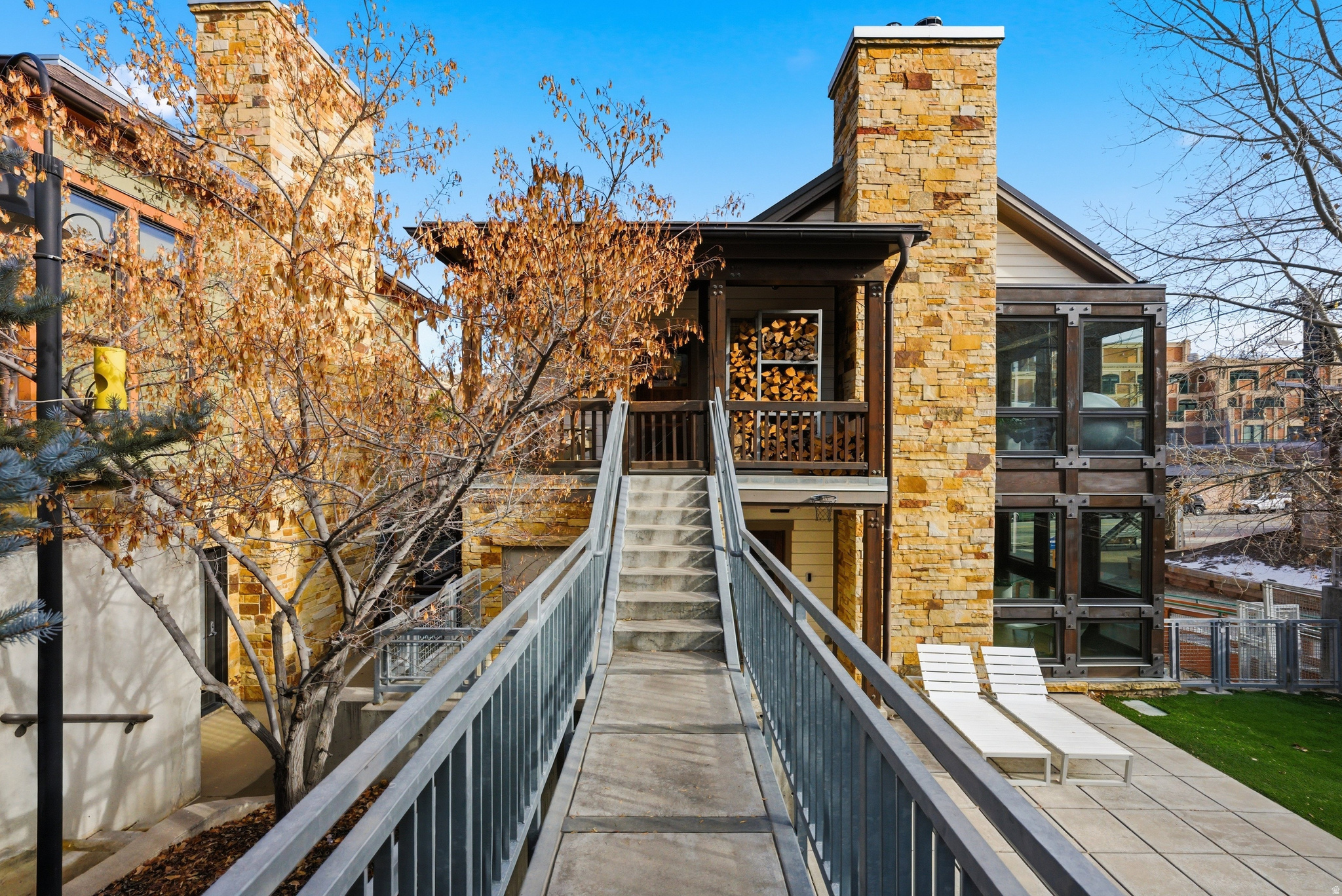 PARKWOOD PLACE - Residential