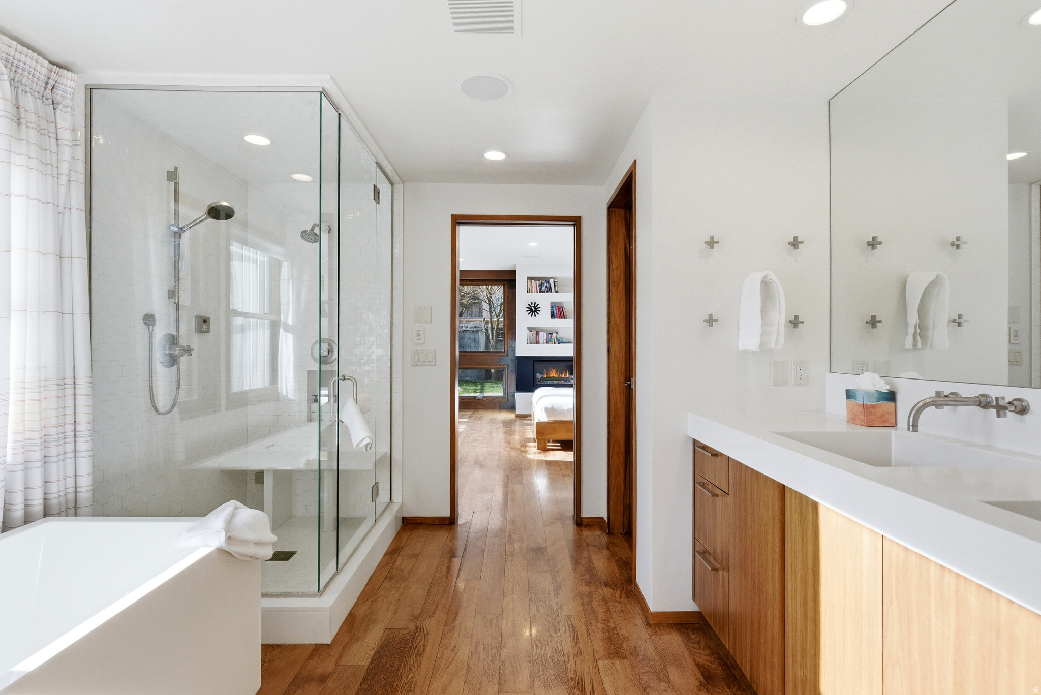 PARKWOOD PLACE - Residential