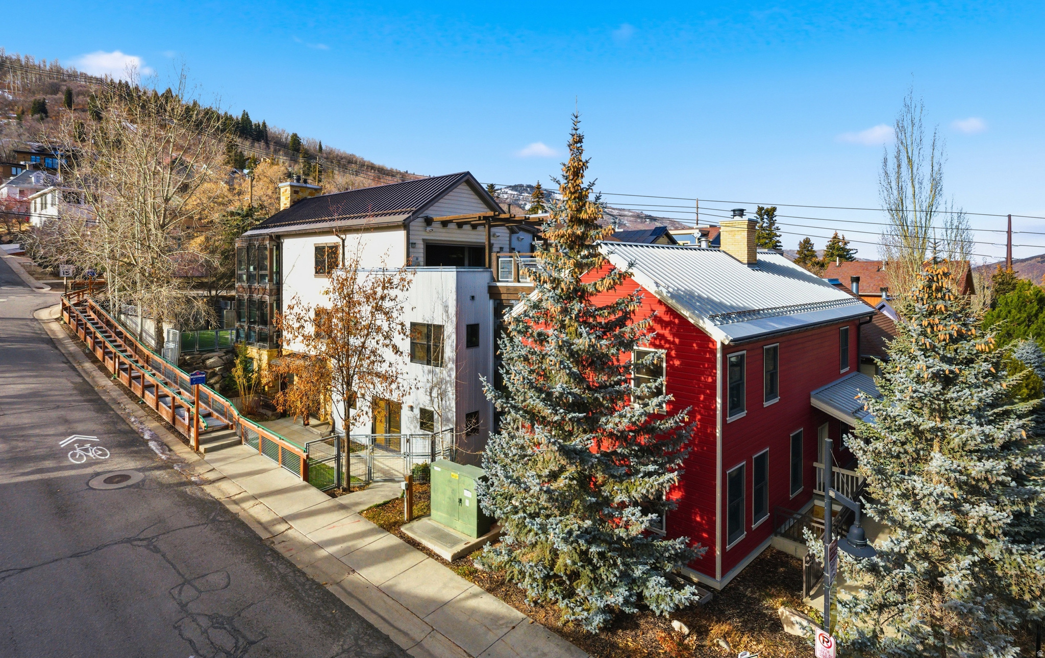 PARKWOOD PLACE - Residential