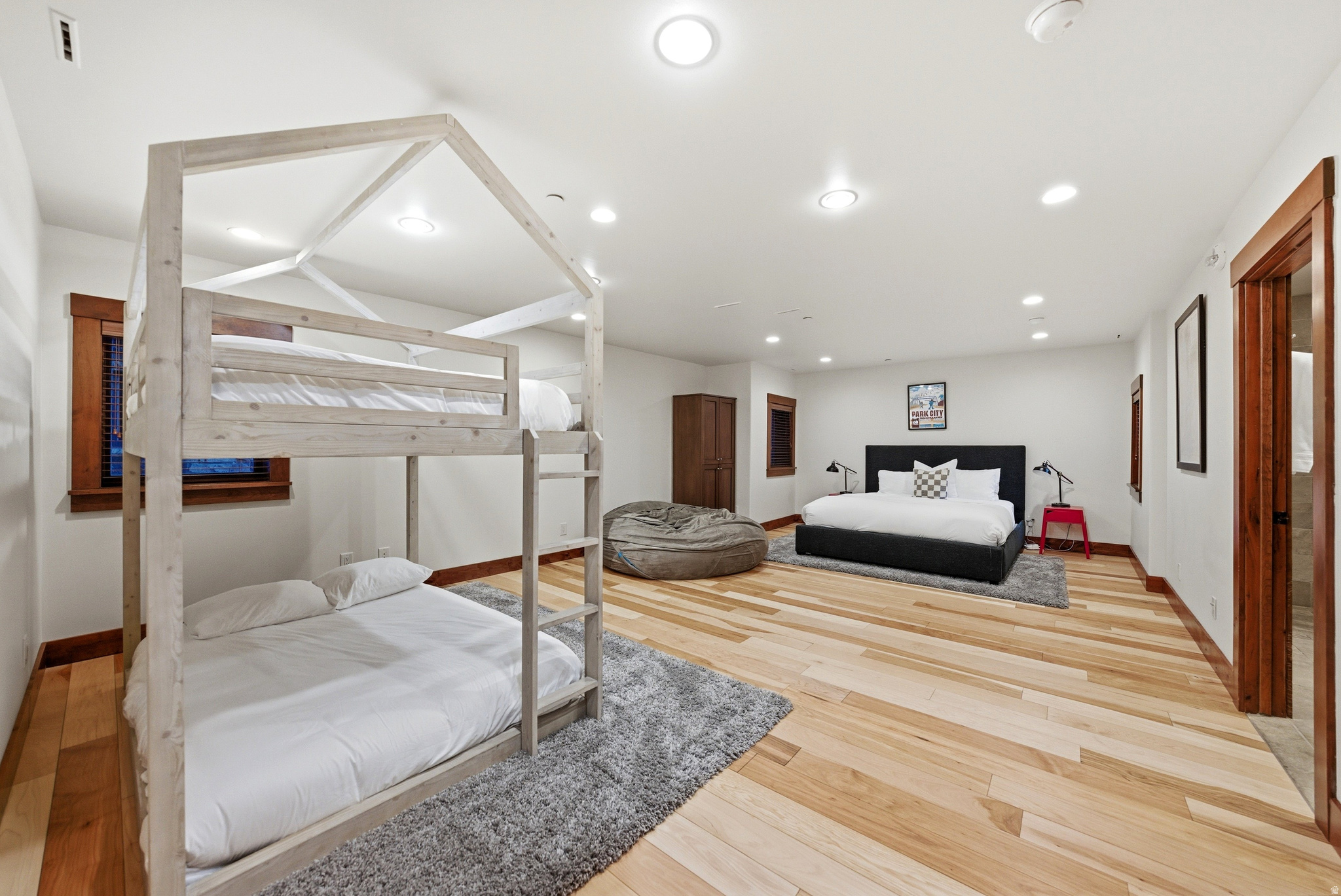 PARKWOOD PLACE - Residential