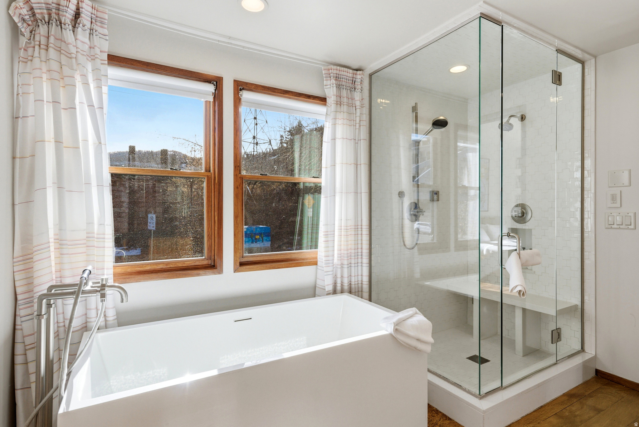 PARKWOOD PLACE - Residential