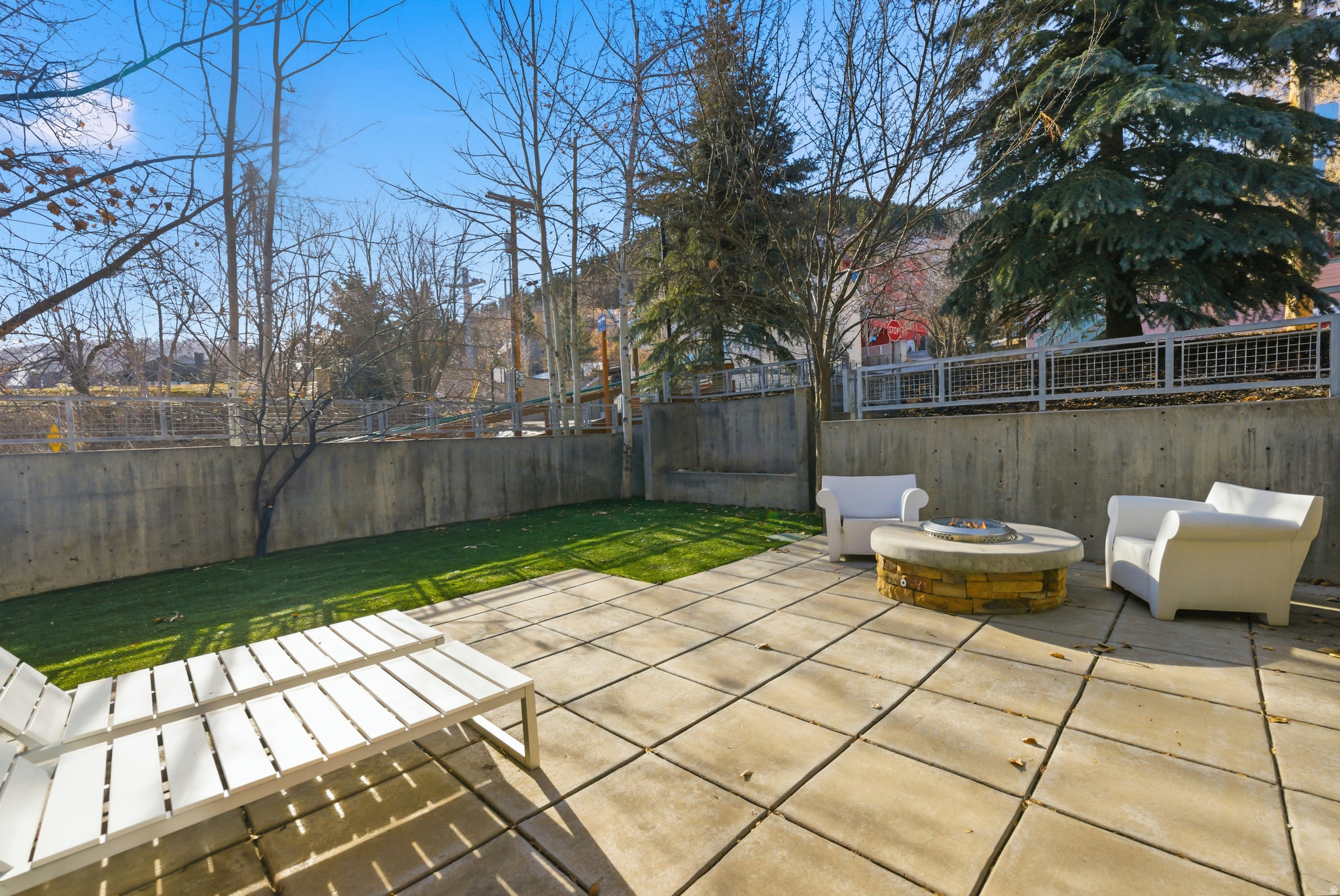 PARKWOOD PLACE - Residential