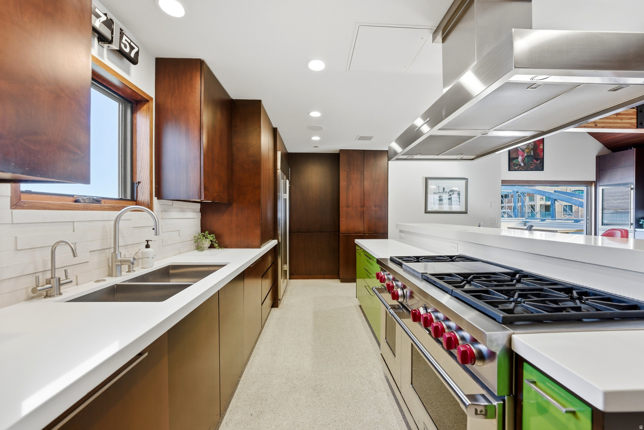 PARKWOOD PLACE - Residential