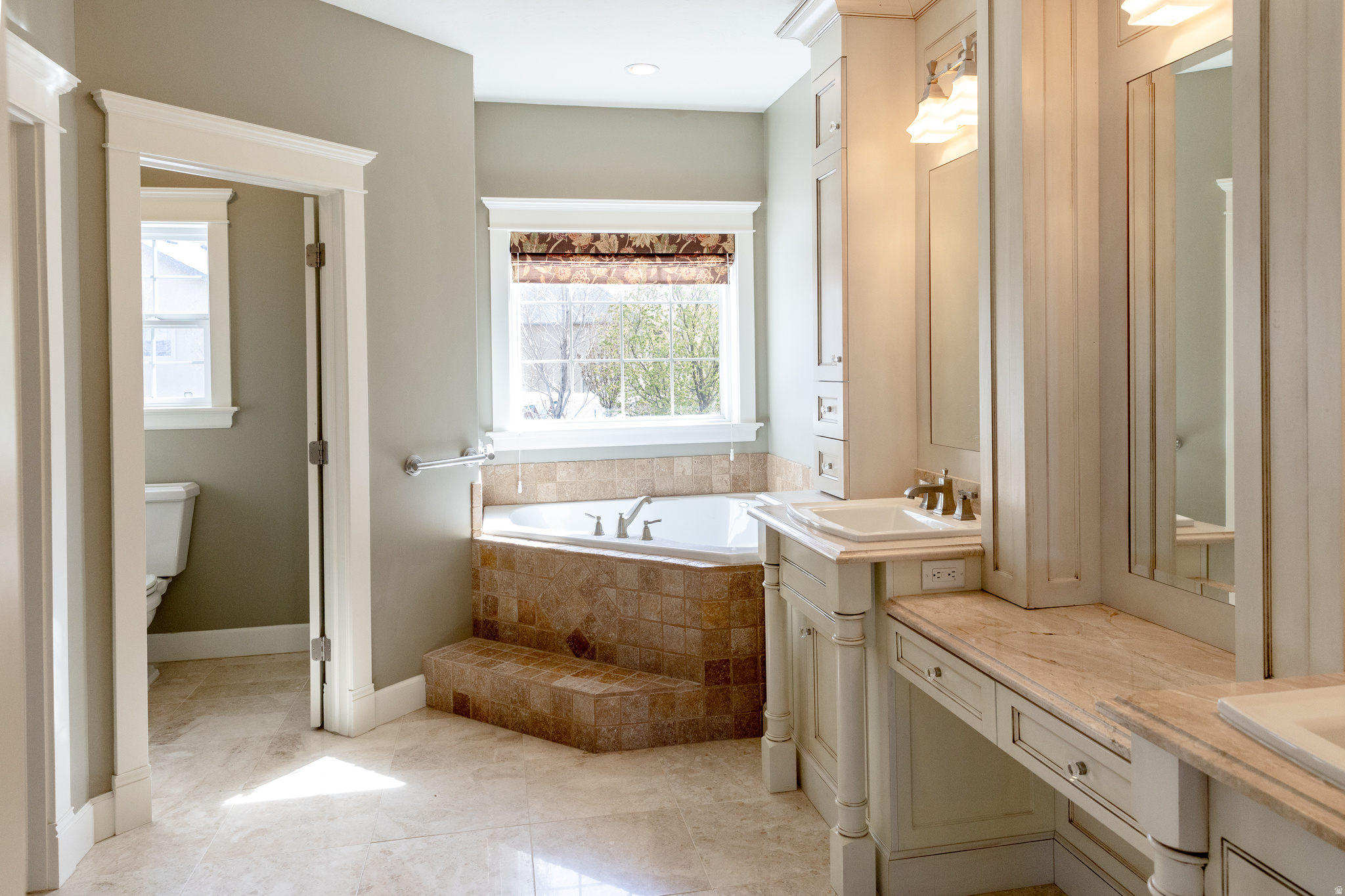 SMITHFIELD RIDGES SU - Residential