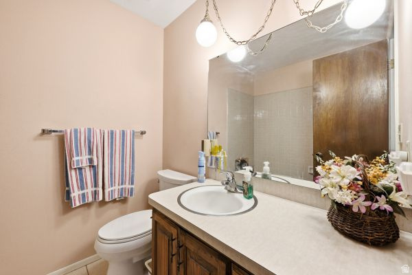 VALLEY HILLS ESTATES - Residential