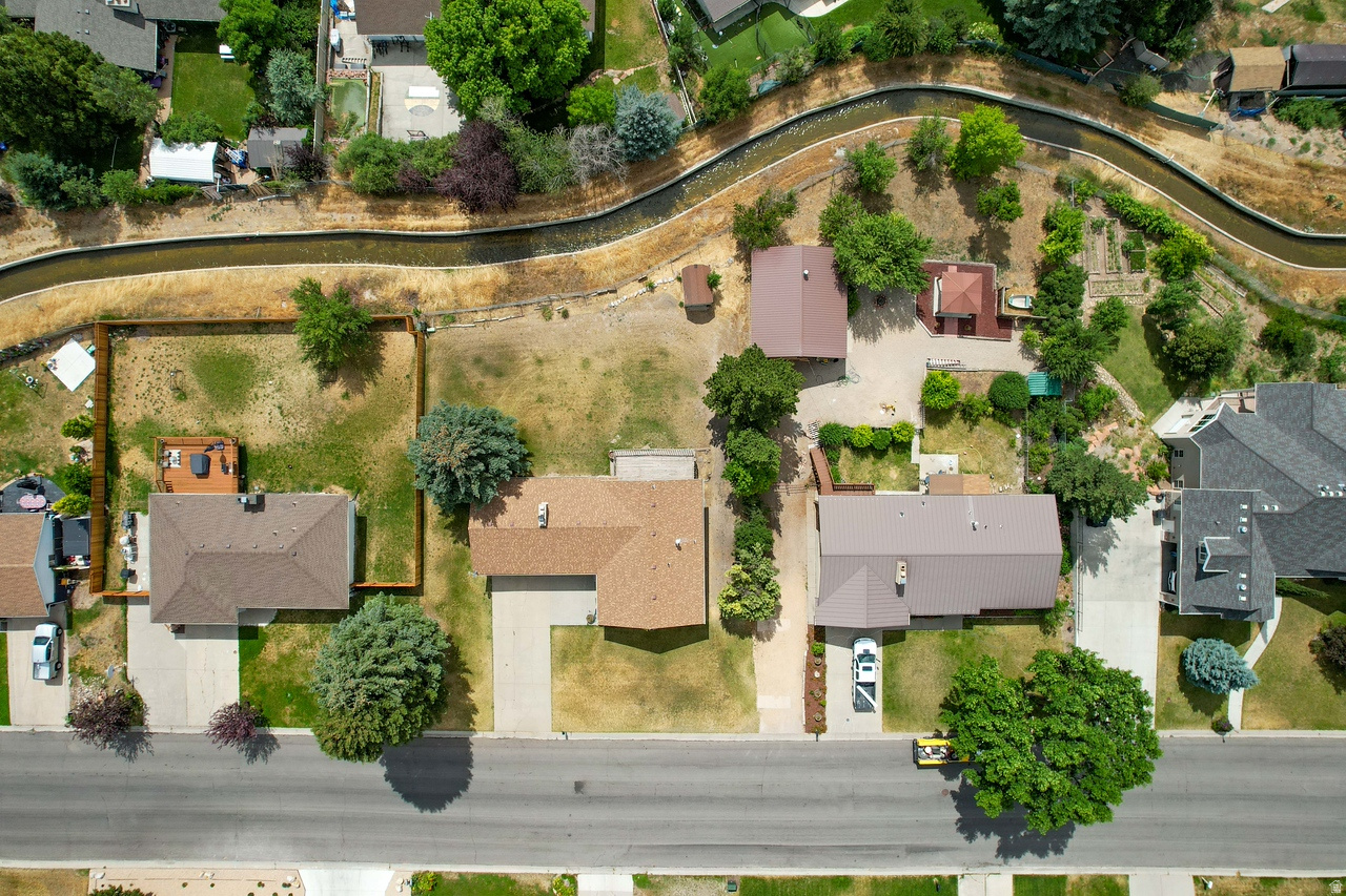 VALLEY HILLS ESTATES - Residential