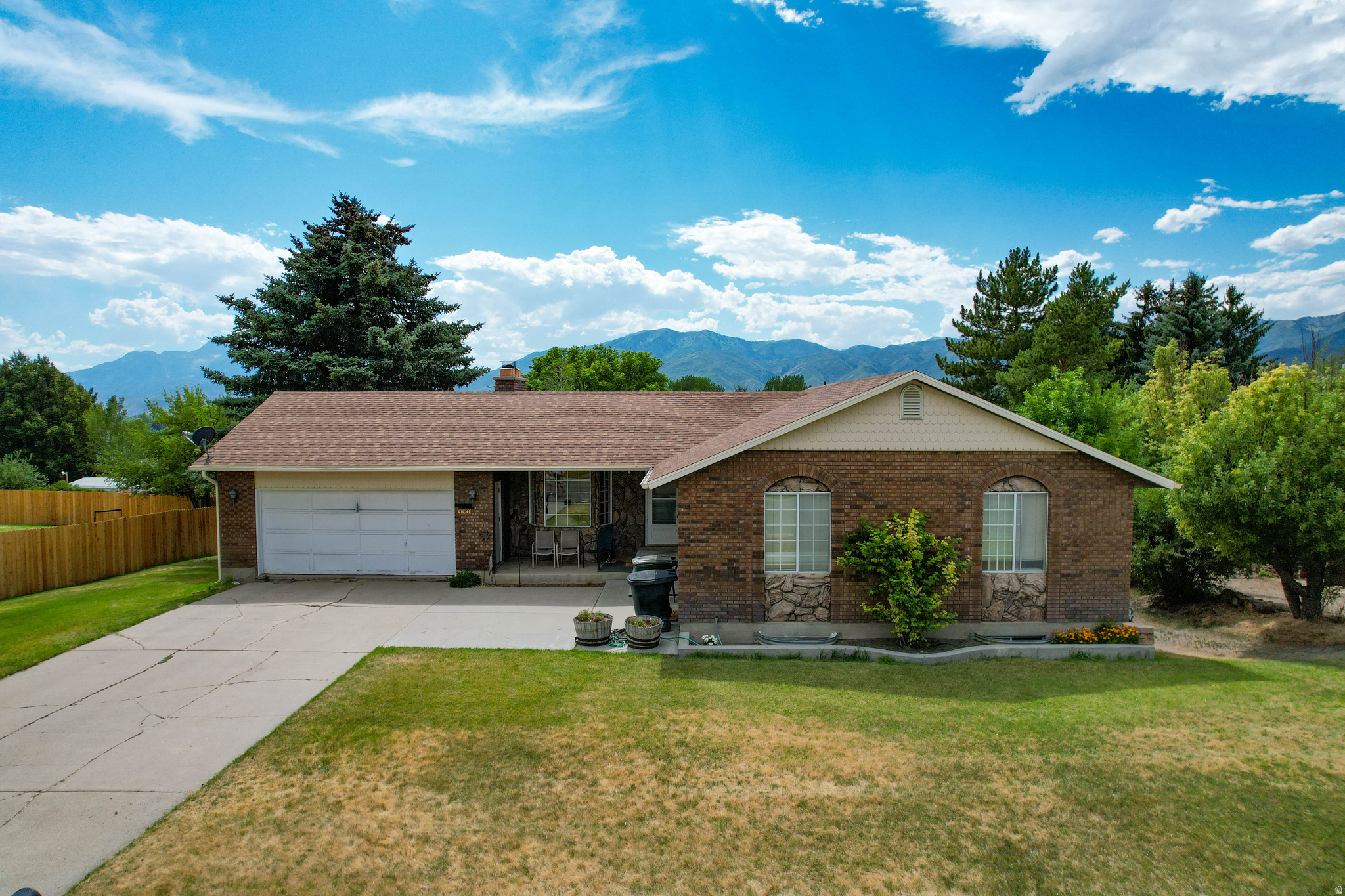 VALLEY HILLS ESTATES - Residential